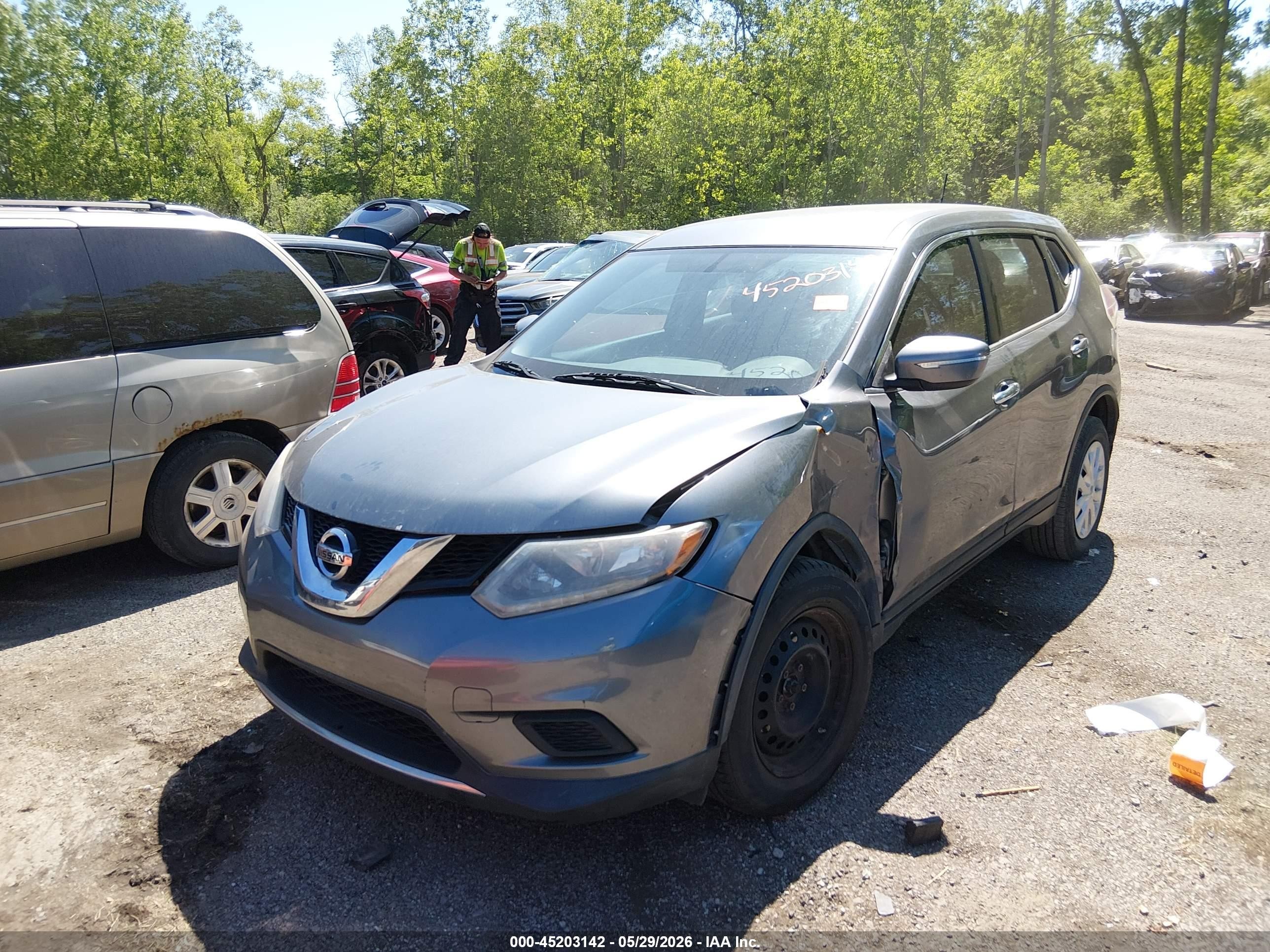 2015 Nissan Rogue S Gray vin: KNMAT2MT0FP590891