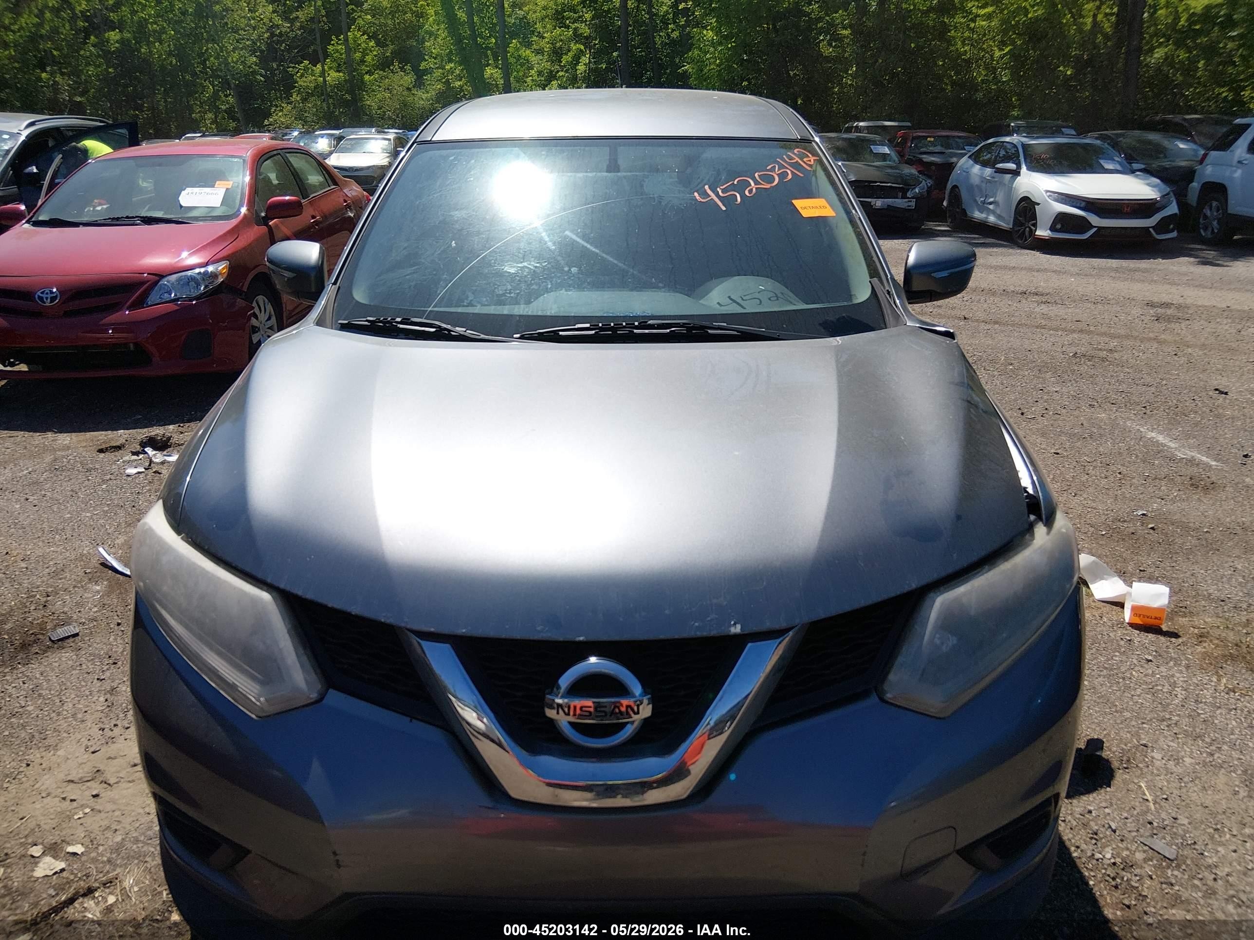 2015 Nissan Rogue S Gray vin: KNMAT2MT0FP590891