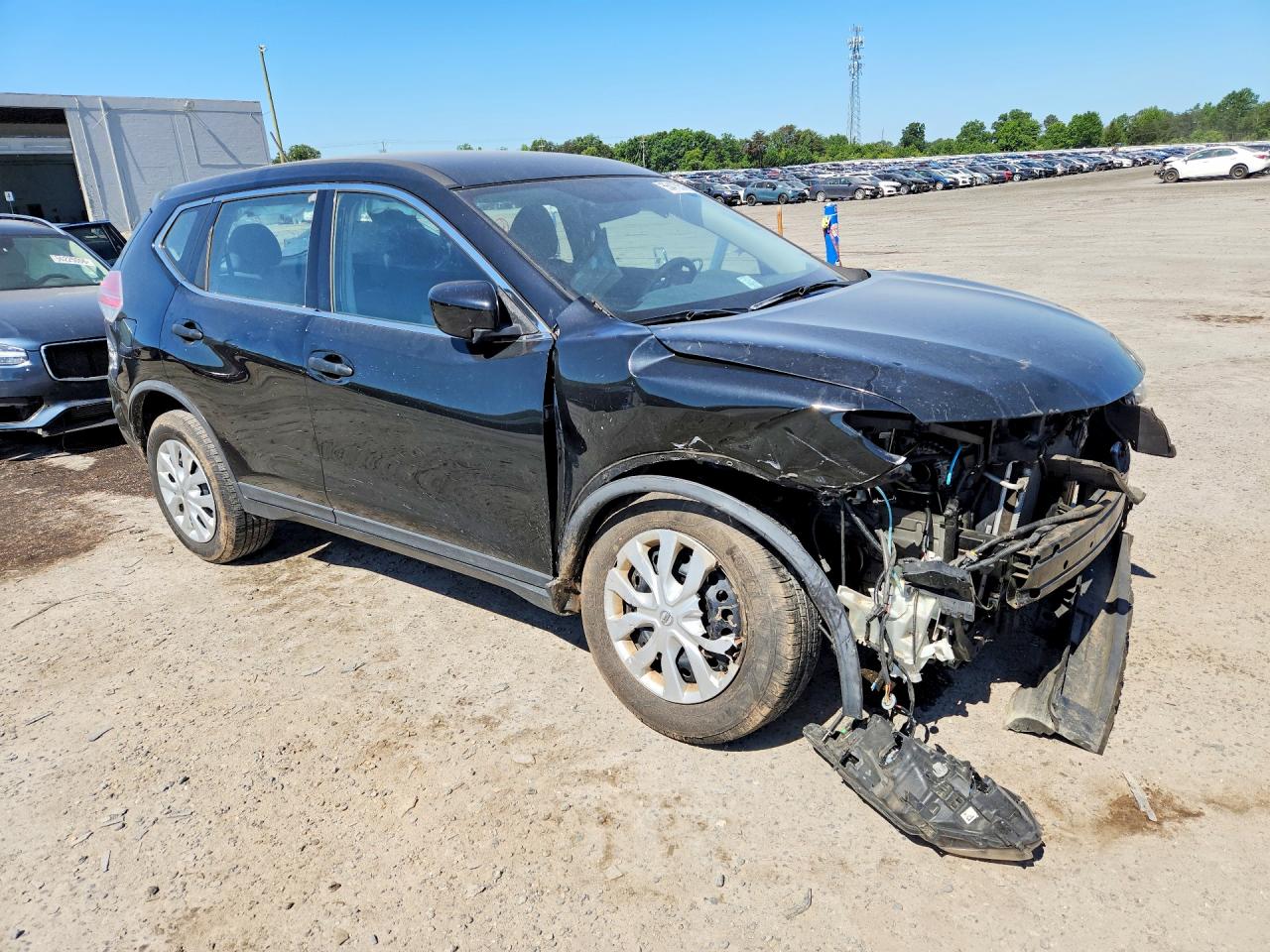 2016 Nissan Rogue S Черный vin: KNMAT2MT0GP621624