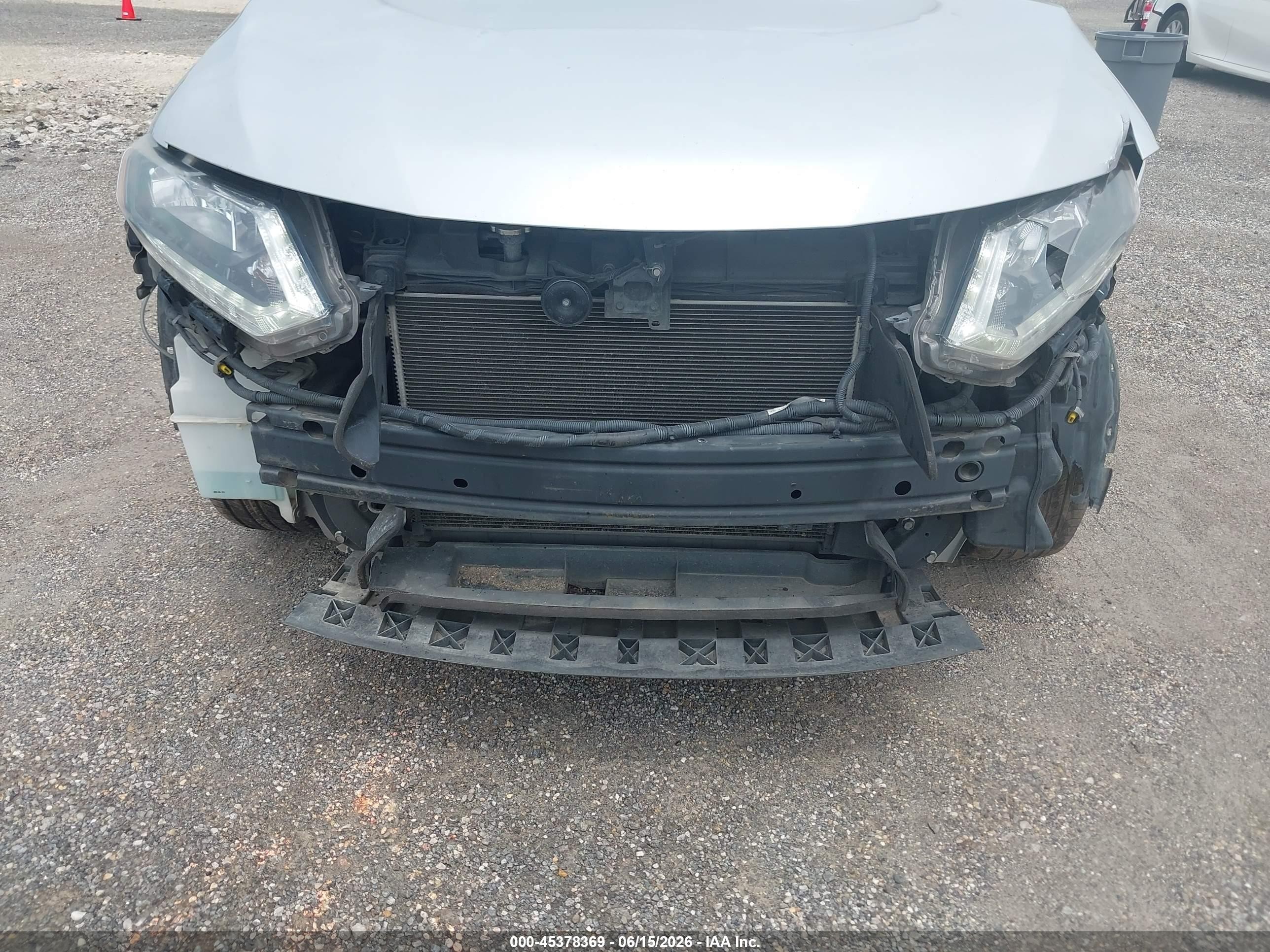 2016 Nissan Rogue Sv Серебряный vin: KNMAT2MT0GP684884