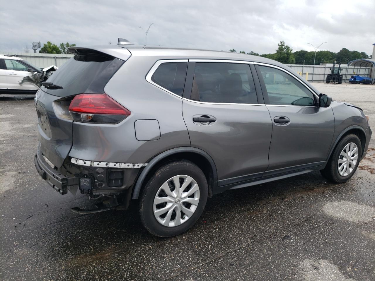 2018 Nissan Rogue S Gray vin: KNMAT2MT0JP520607