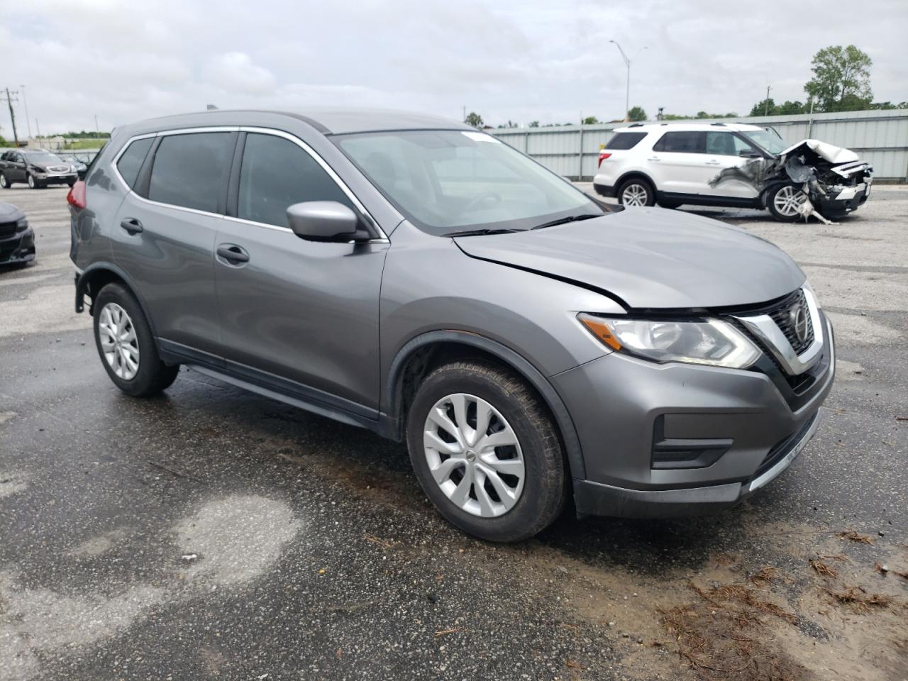 2018 Nissan Rogue S Gray vin: KNMAT2MT0JP520607
