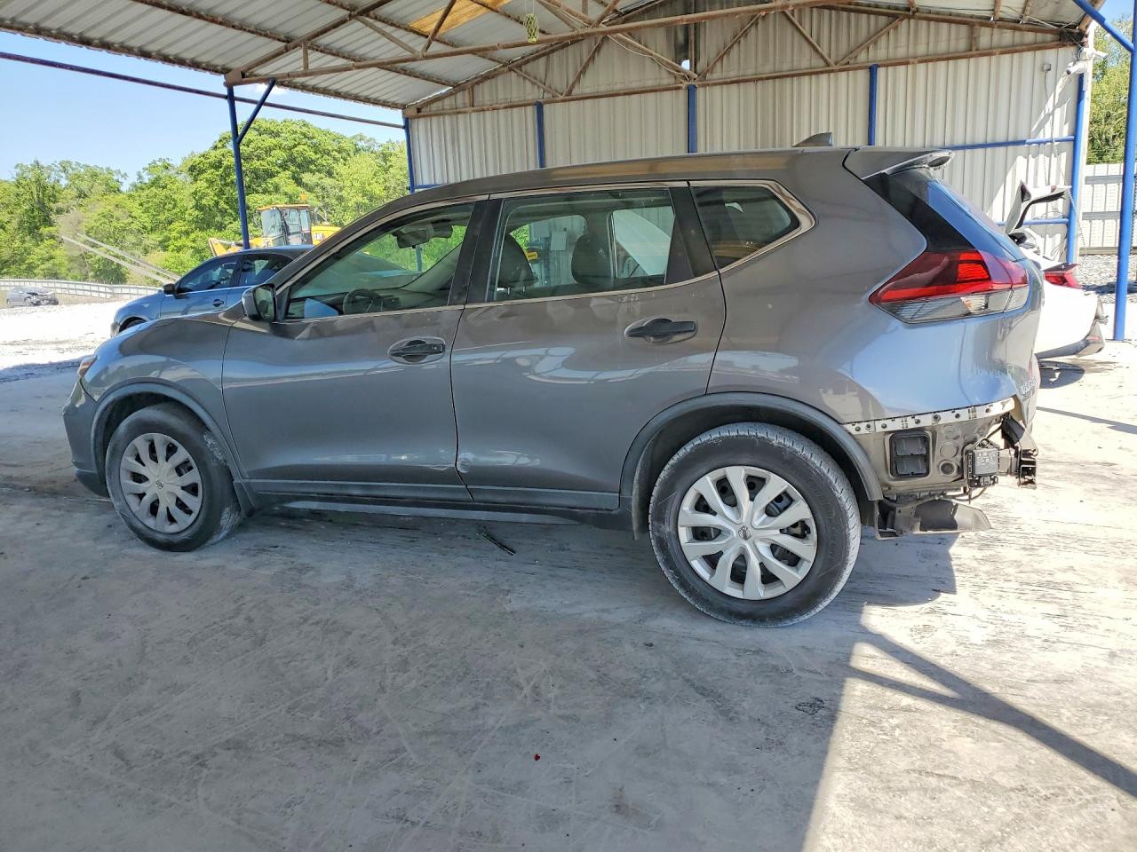 2018 Nissan Rogue S Серый vin: KNMAT2MT0JP609156