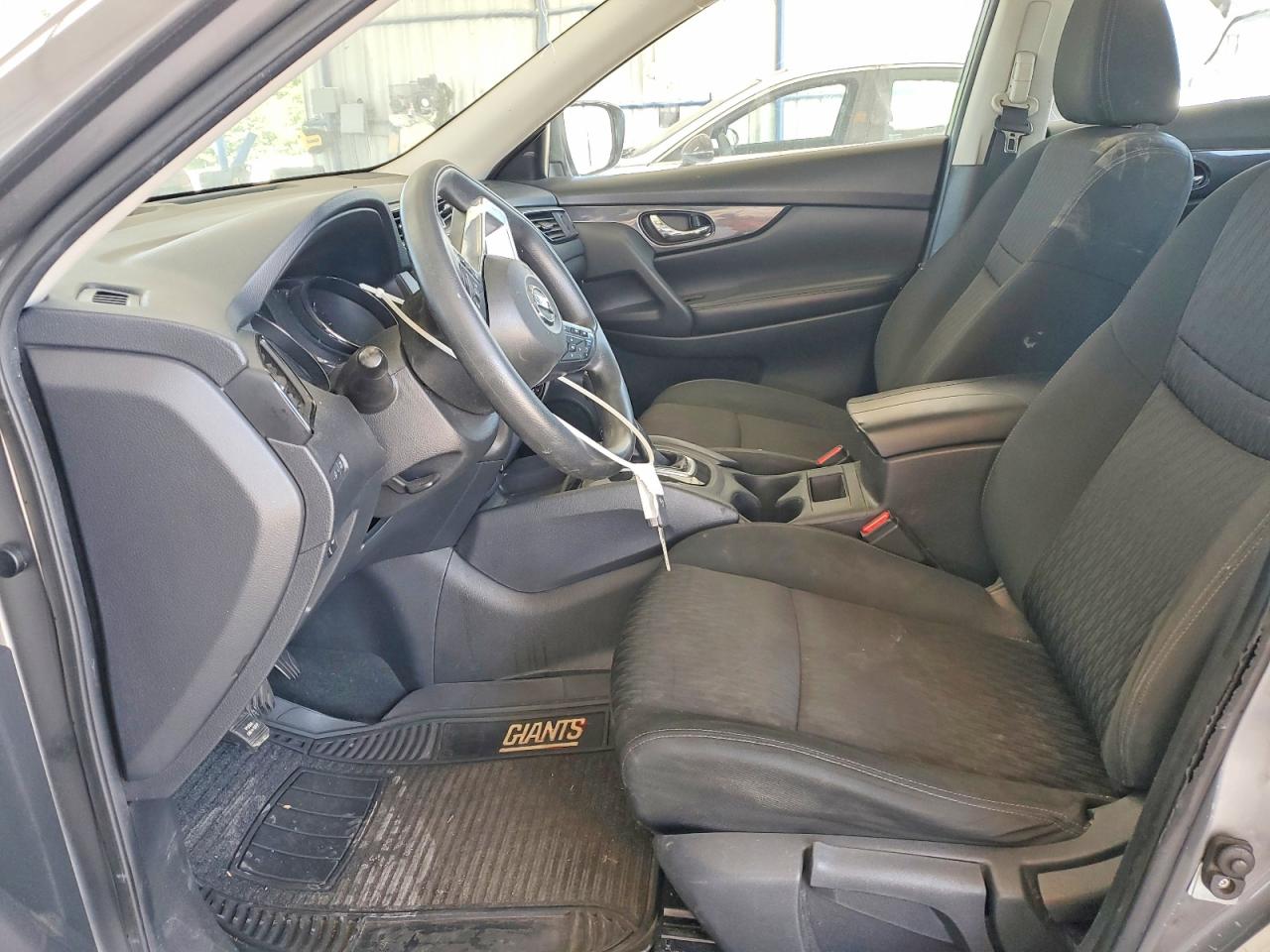 2018 Nissan Rogue S Серый vin: KNMAT2MT0JP609156