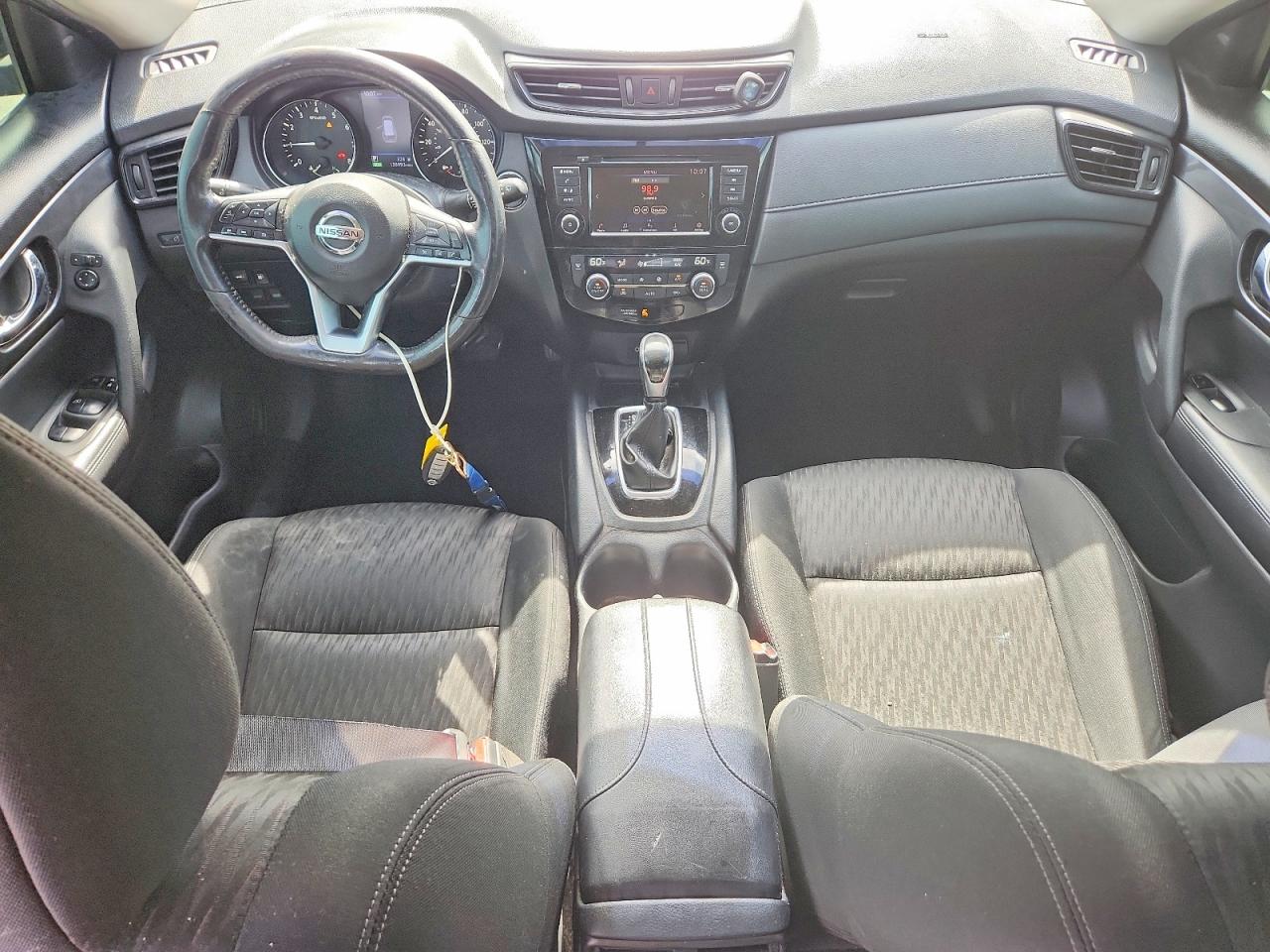 2018 Nissan Rogue Sv Black vin: KNMAT2MT0JP621940