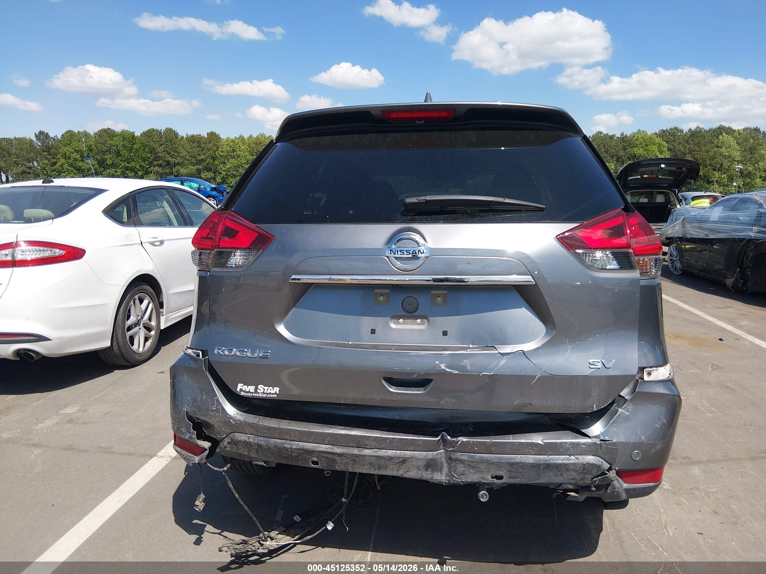 2020 Nissan Rogue Sv Fwd Серый vin: KNMAT2MT0LP538768