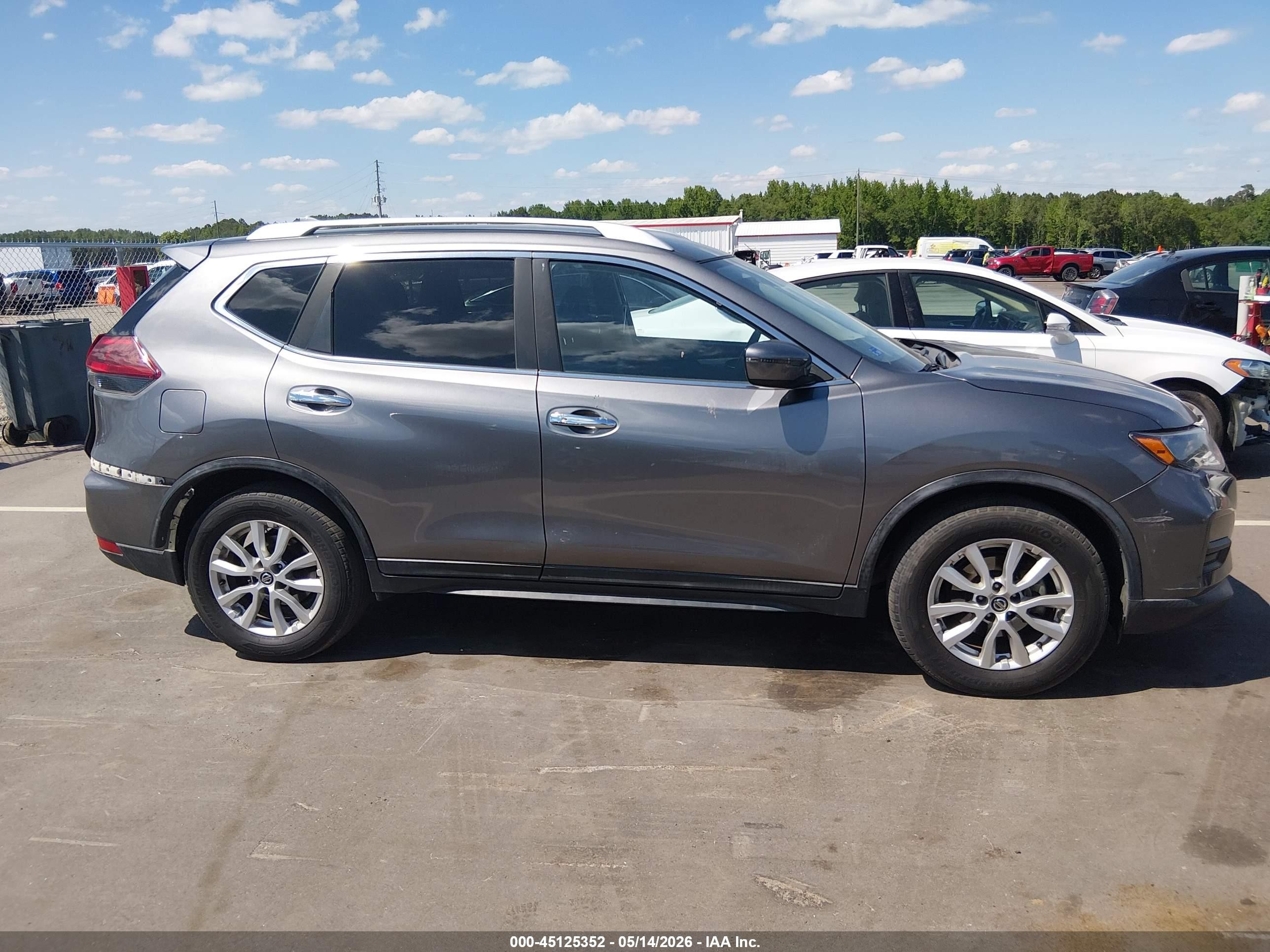 2020 Nissan Rogue Sv Fwd Серый vin: KNMAT2MT0LP538768