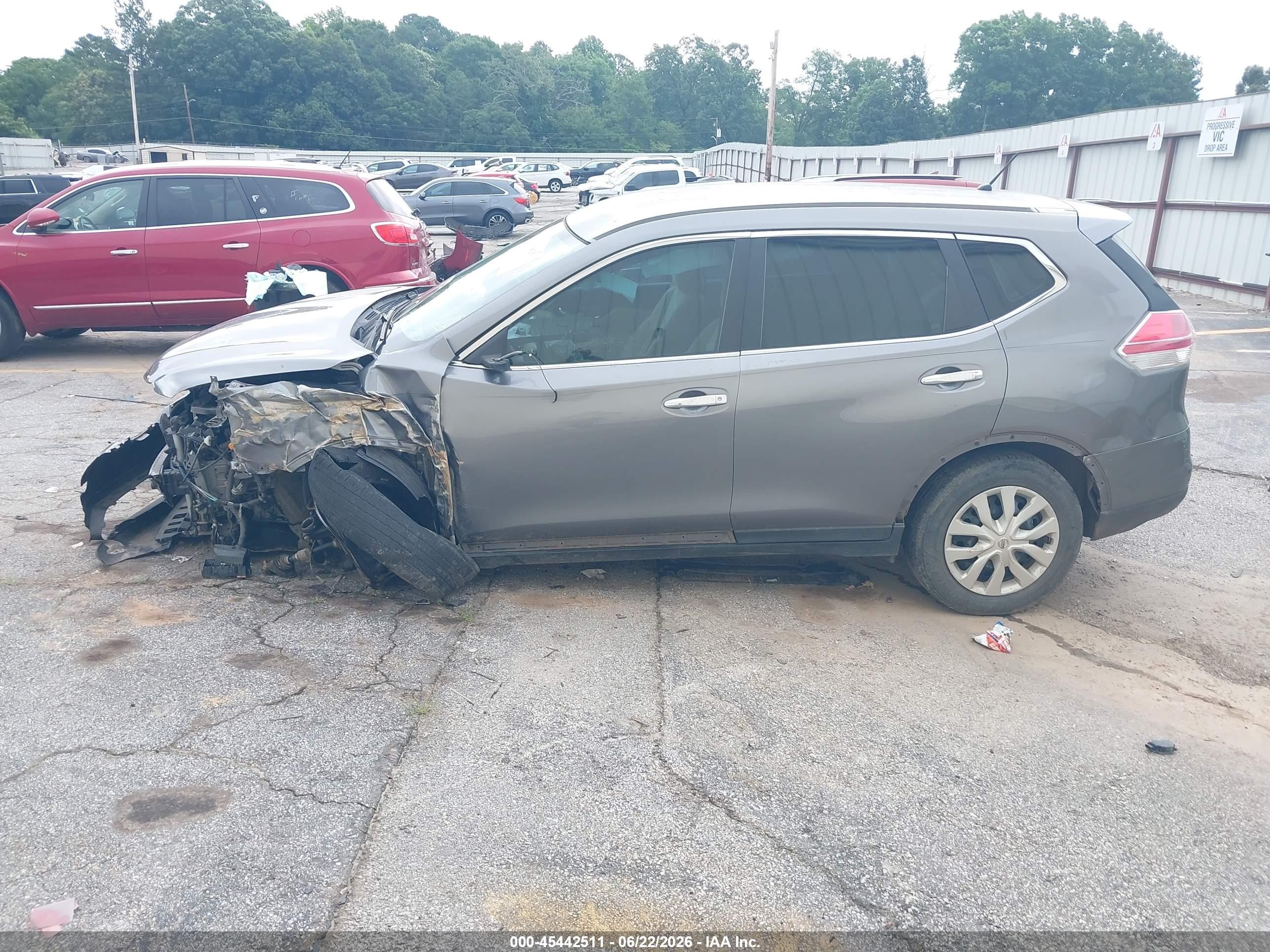 2015 Nissan Rogue S Gray vin: KNMAT2MT1FP514791
