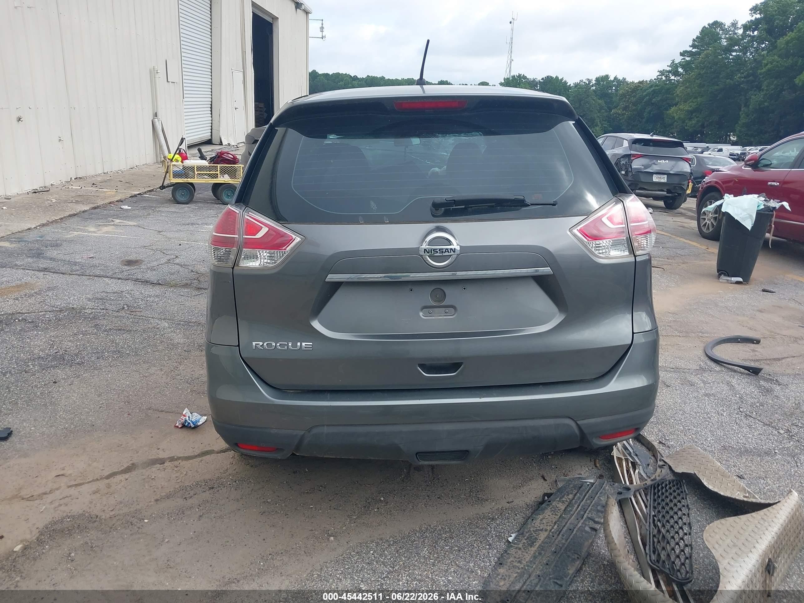 2015 Nissan Rogue S Gray vin: KNMAT2MT1FP514791