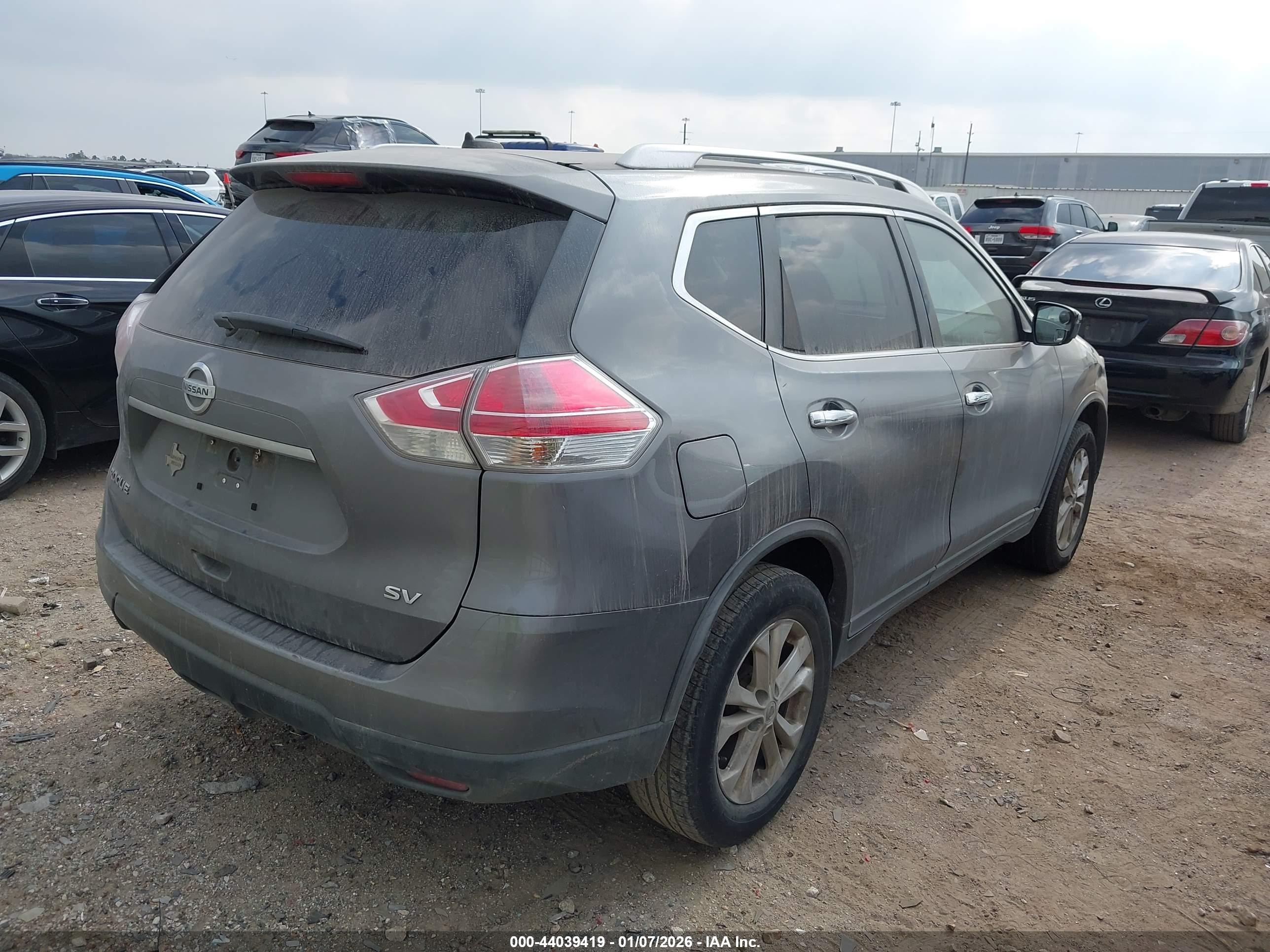 2015 Nissan Rogue Sv Серый vin: KNMAT2MT1FP534877