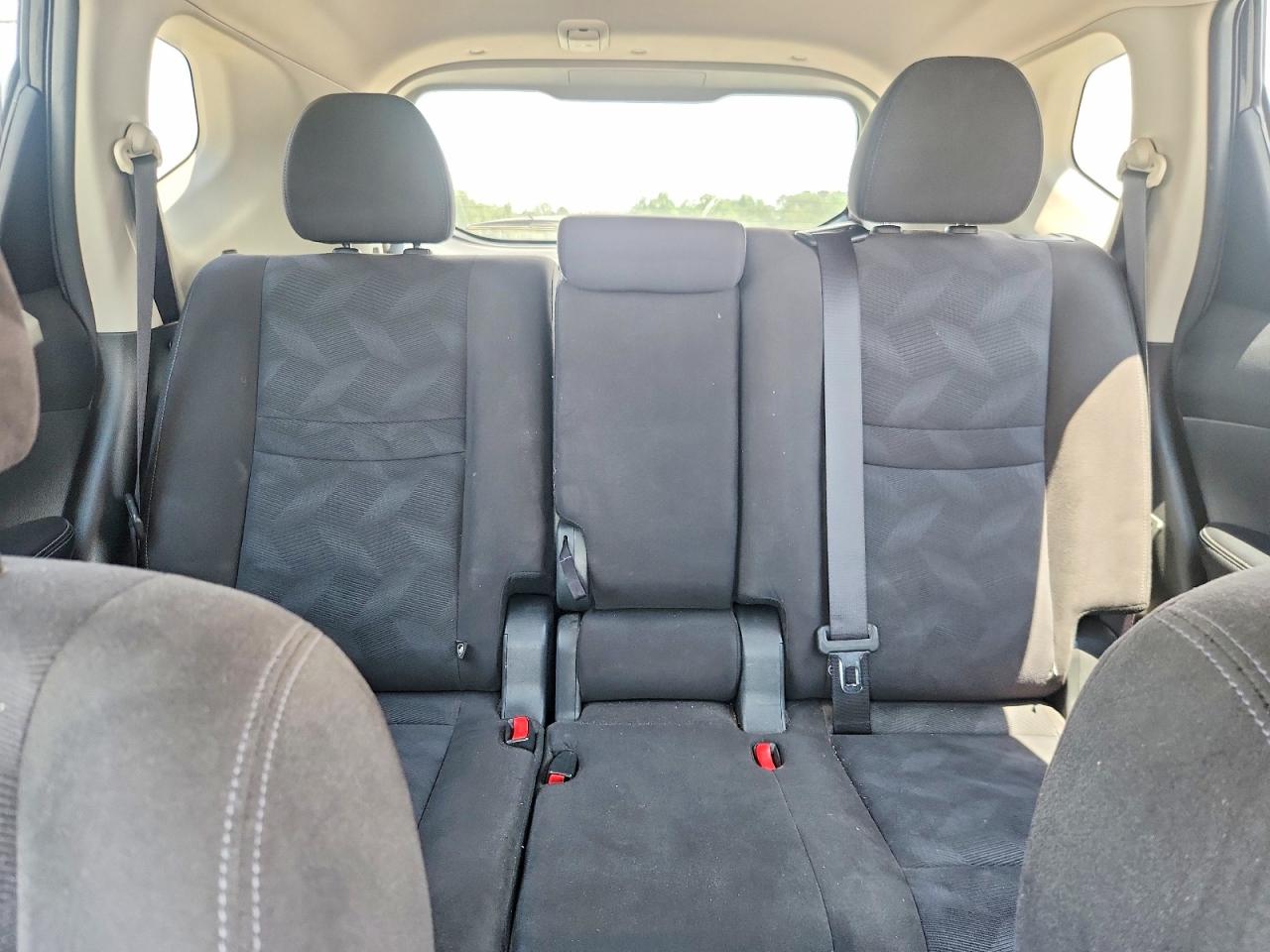 2015 Nissan Rogue Sv Черный vin: KNMAT2MT1FP537679