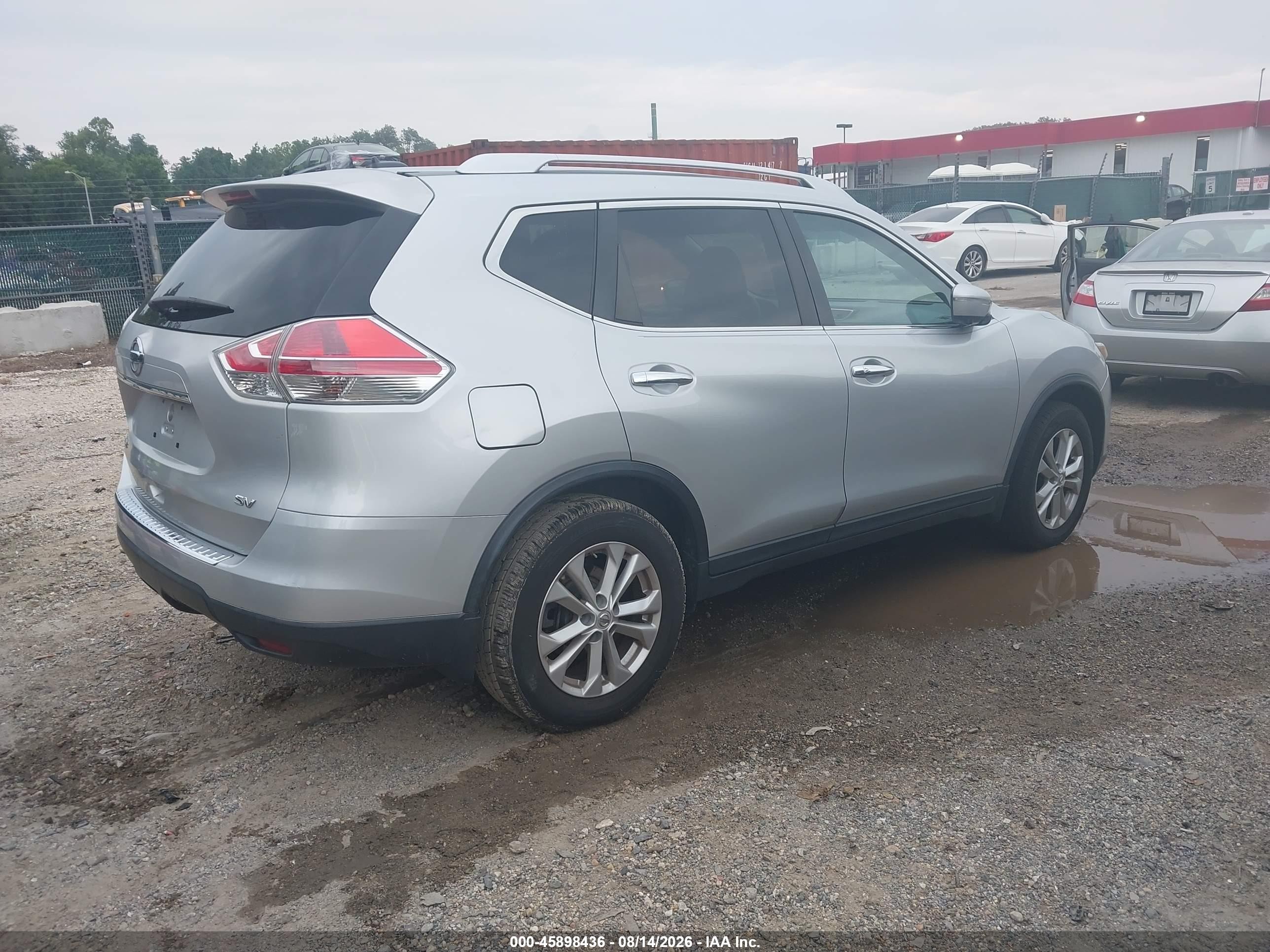2015 Nissan Rogue Sv Silver vin: KNMAT2MT1FP546527