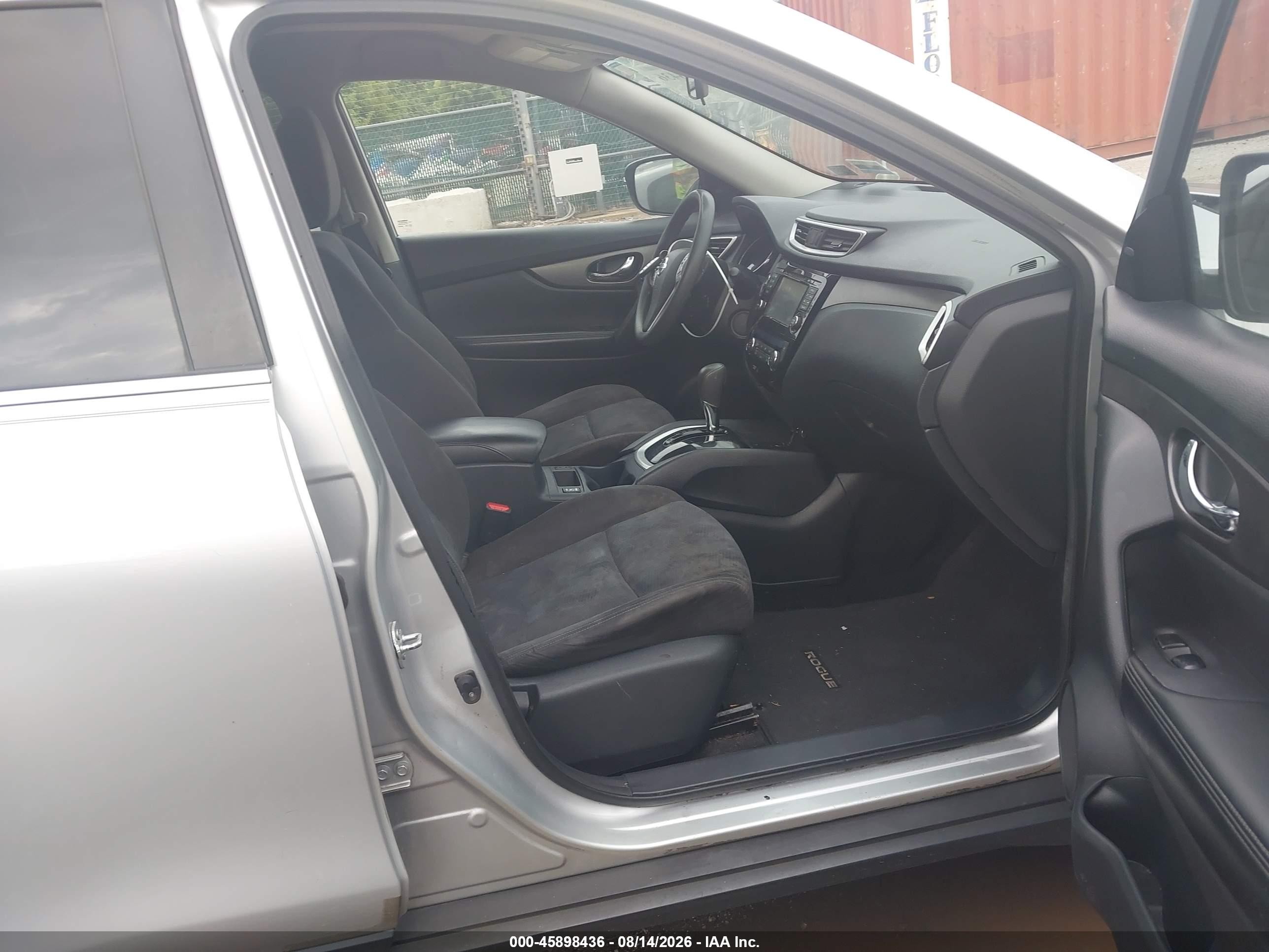 2015 Nissan Rogue Sv Silver vin: KNMAT2MT1FP546527