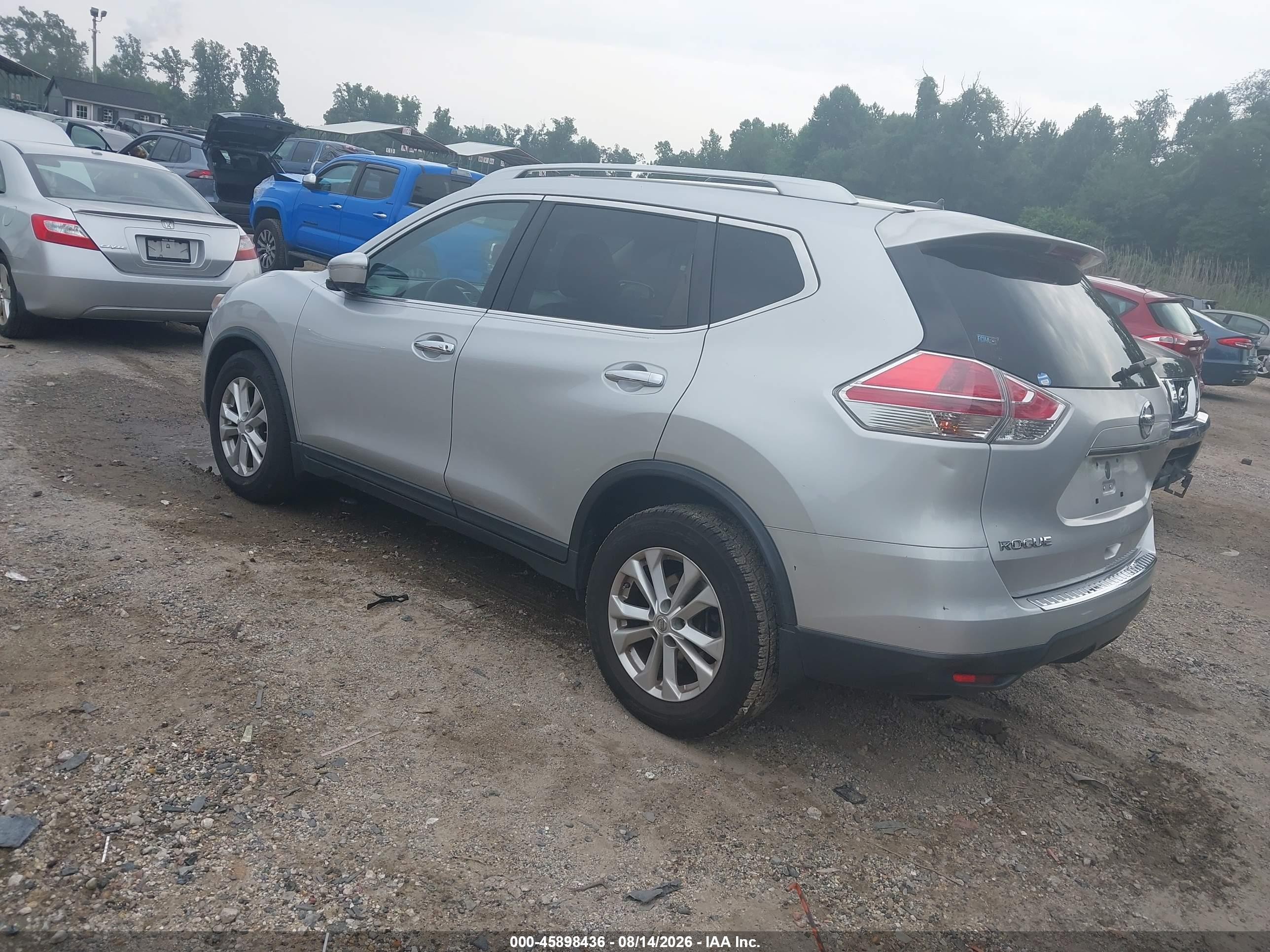 2015 Nissan Rogue Sv Silver vin: KNMAT2MT1FP546527