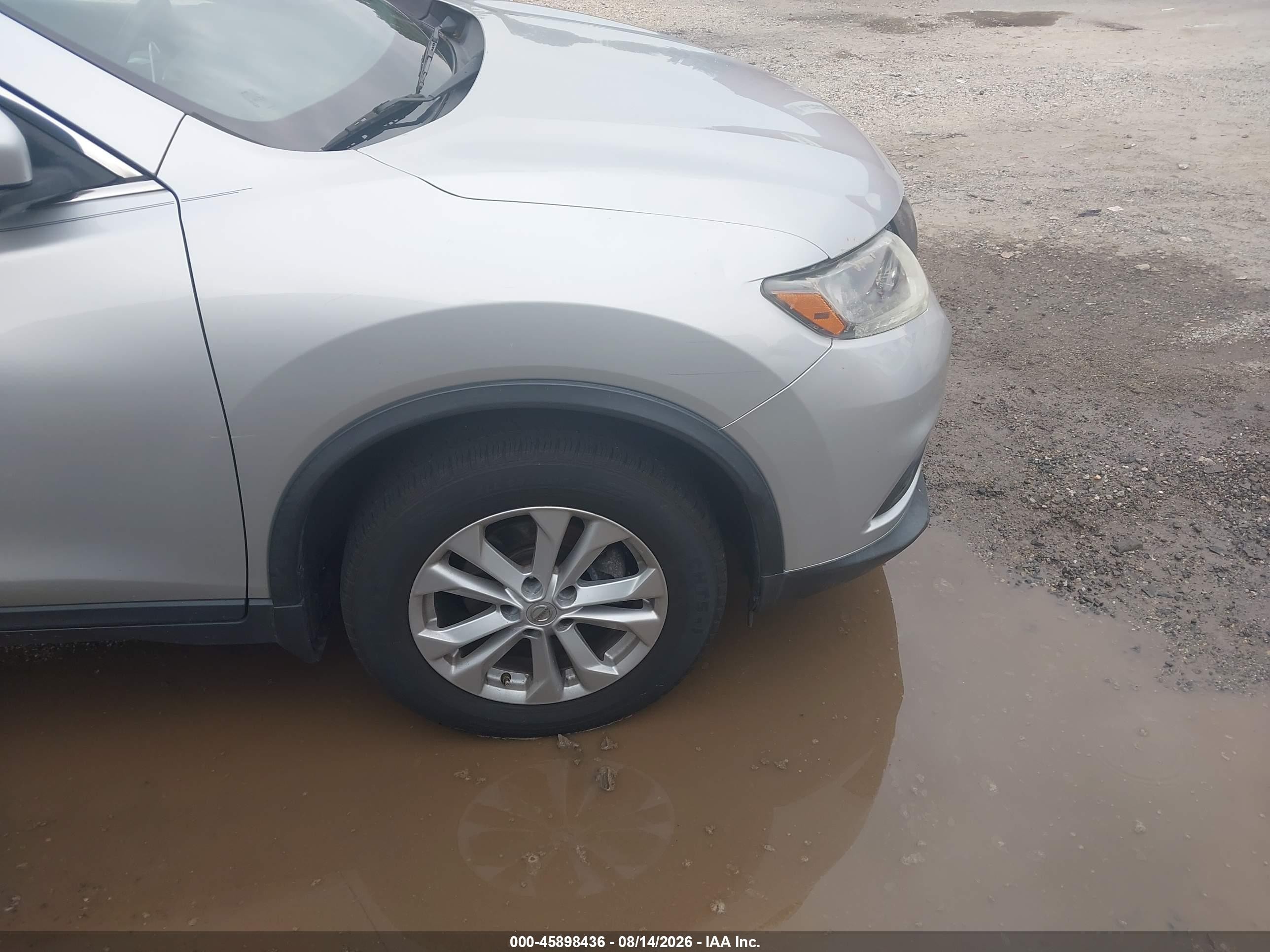 2015 Nissan Rogue Sv Silver vin: KNMAT2MT1FP546527