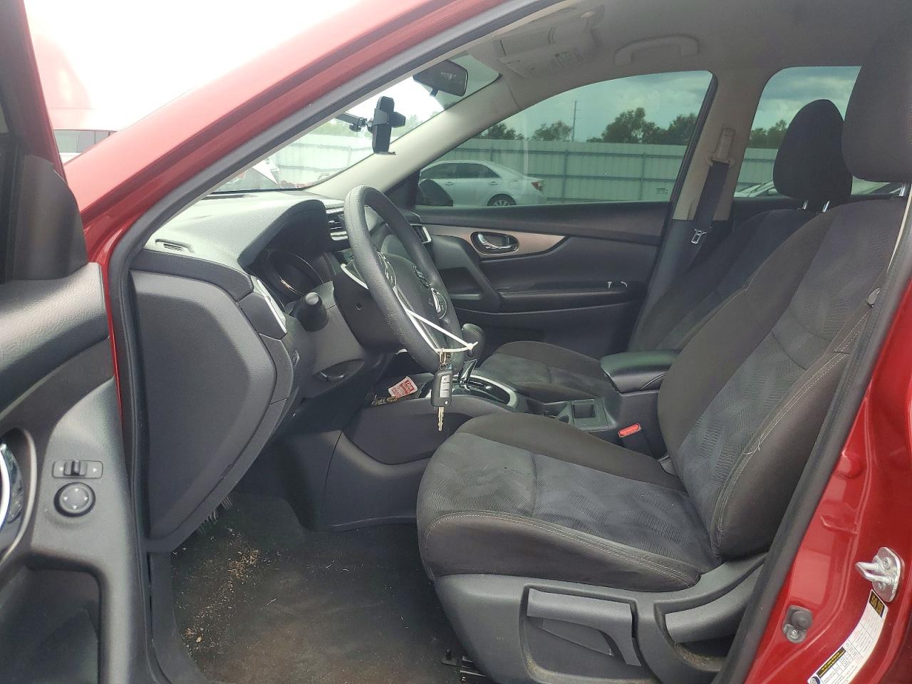 2015 Nissan Rogue S Burgundy vin: KNMAT2MT1FP556314