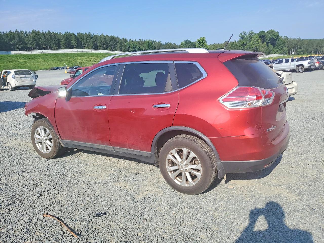 2015 Nissan Rogue Sv Красный vin: KNMAT2MT1FP571167