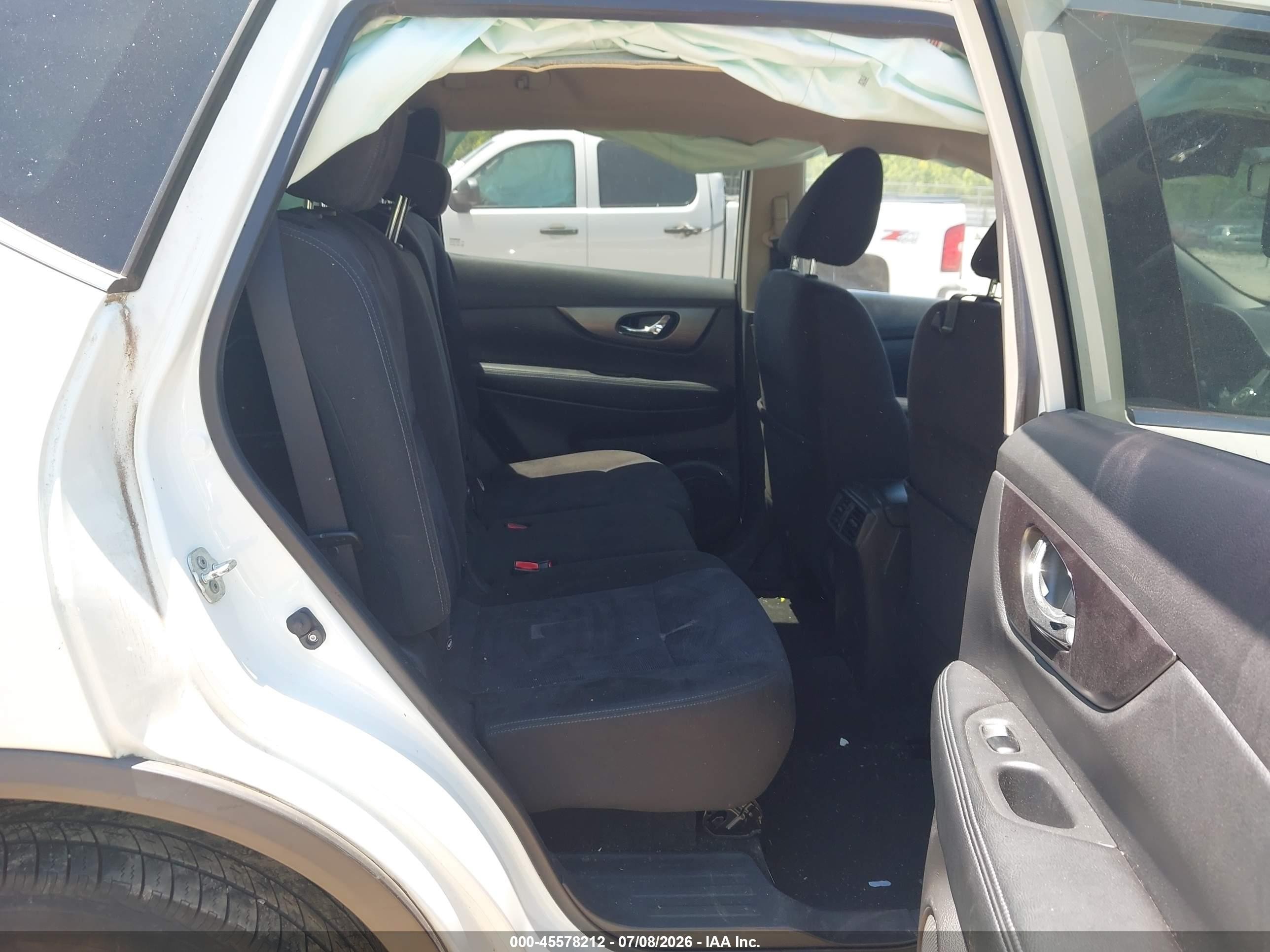 2015 Nissan Rogue Sv White vin: KNMAT2MT1FP571363