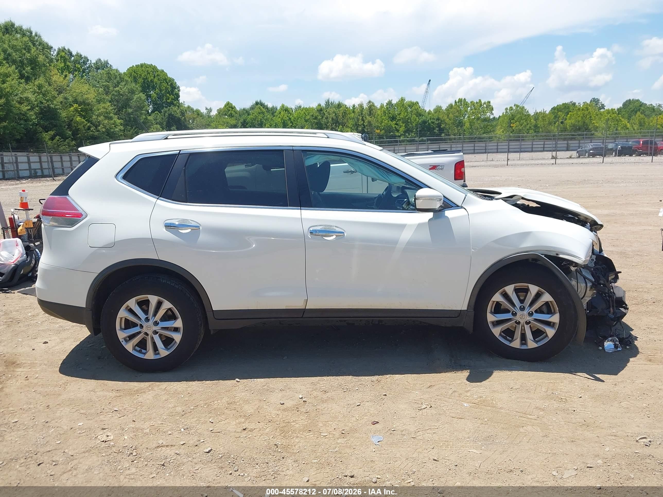 2015 Nissan Rogue Sv White vin: KNMAT2MT1FP571363