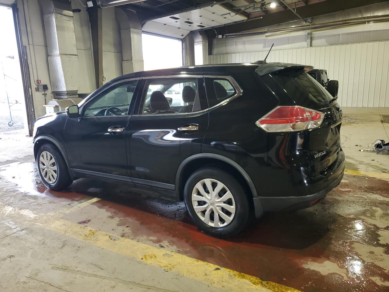 2015 Nissan Rogue S Black vin: KNMAT2MT1FP574120