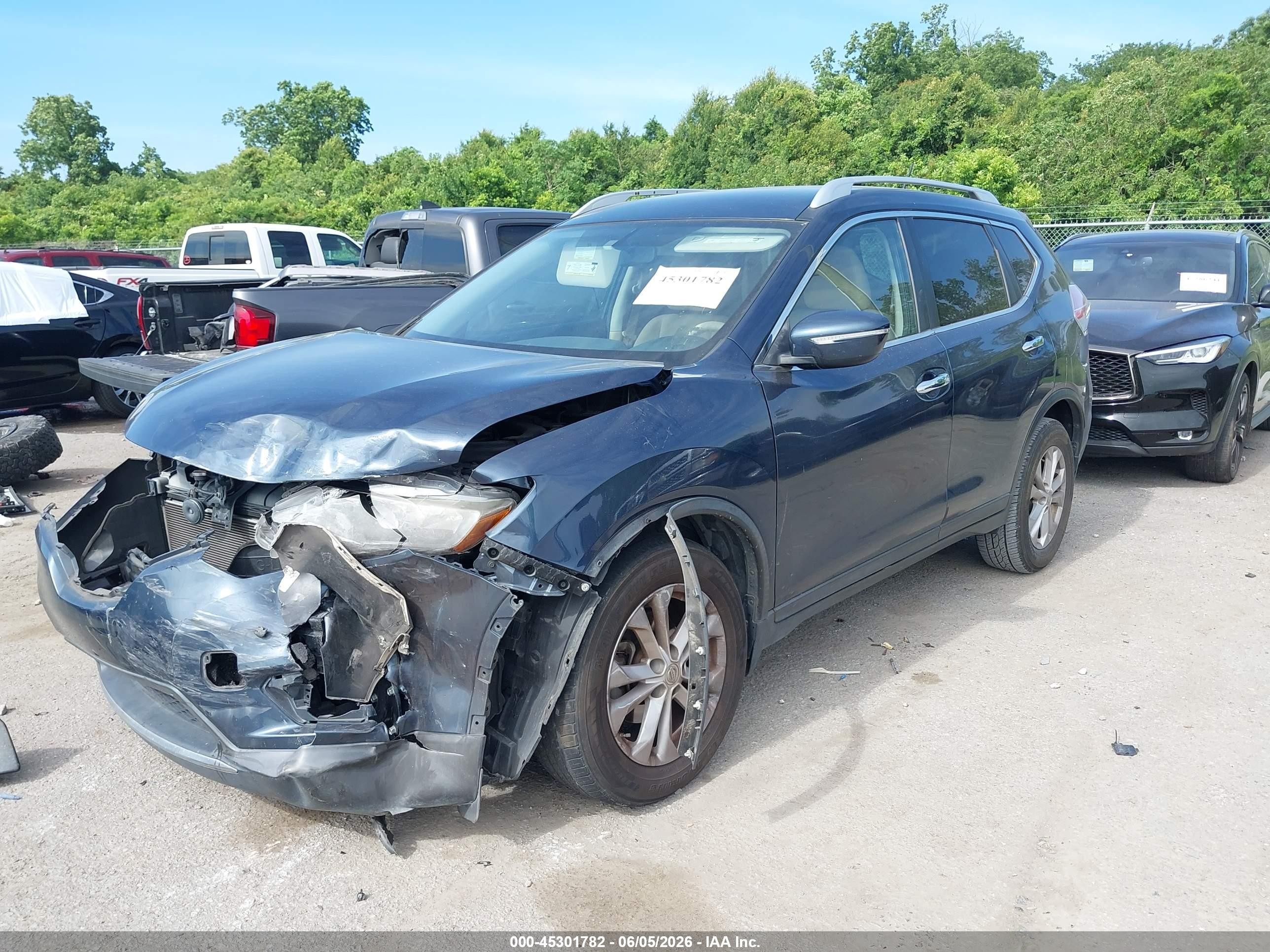 2015 Nissan Rogue Sv Blue vin: KNMAT2MT1FP583383