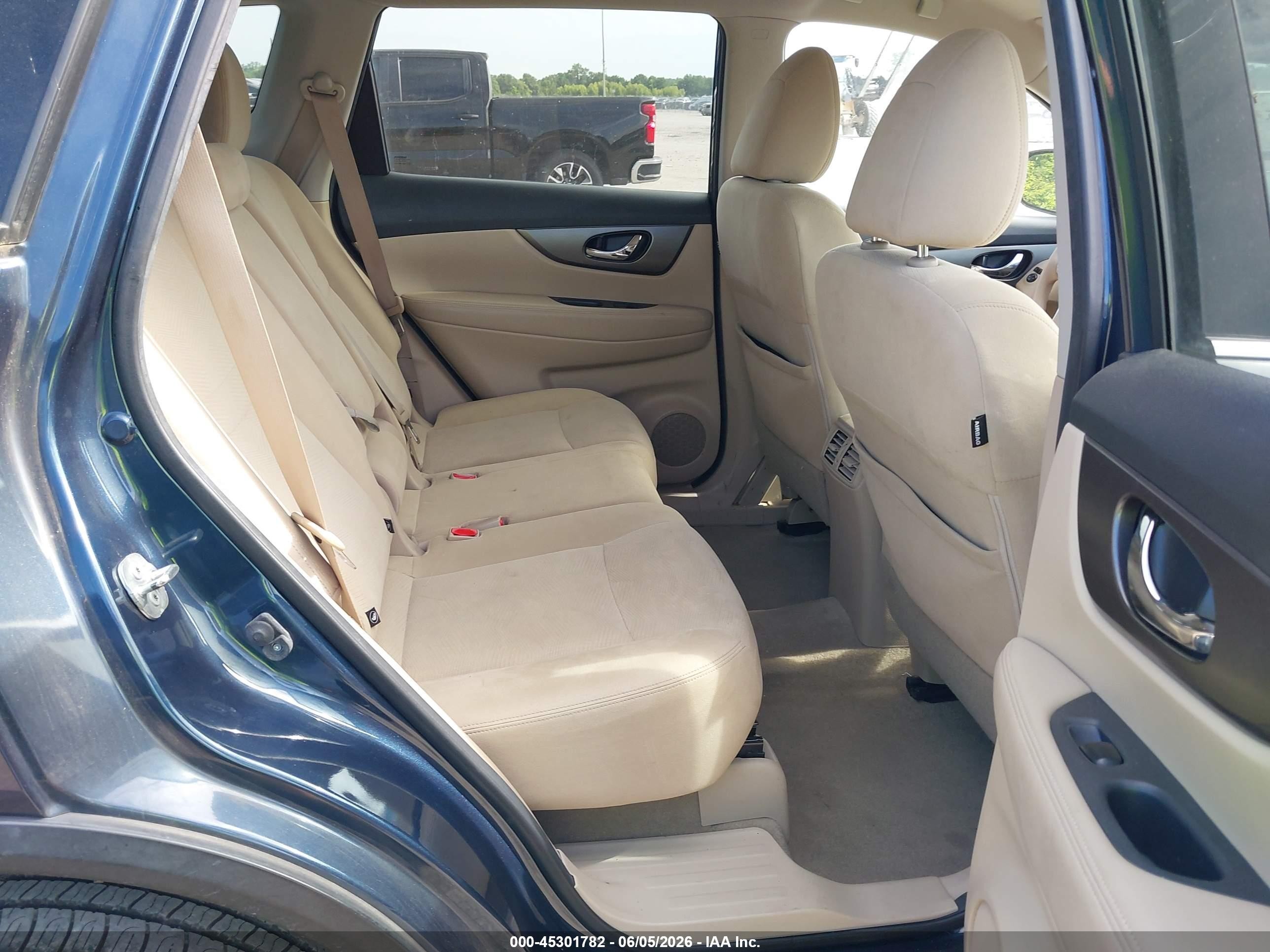 2015 Nissan Rogue Sv Blue vin: KNMAT2MT1FP583383