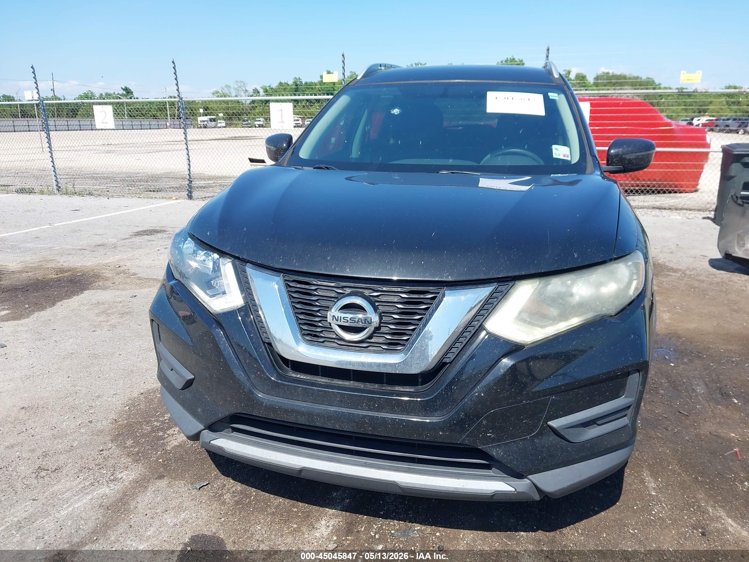 2017 Nissan Rogue S Черный vin: KNMAT2MT1HP522747