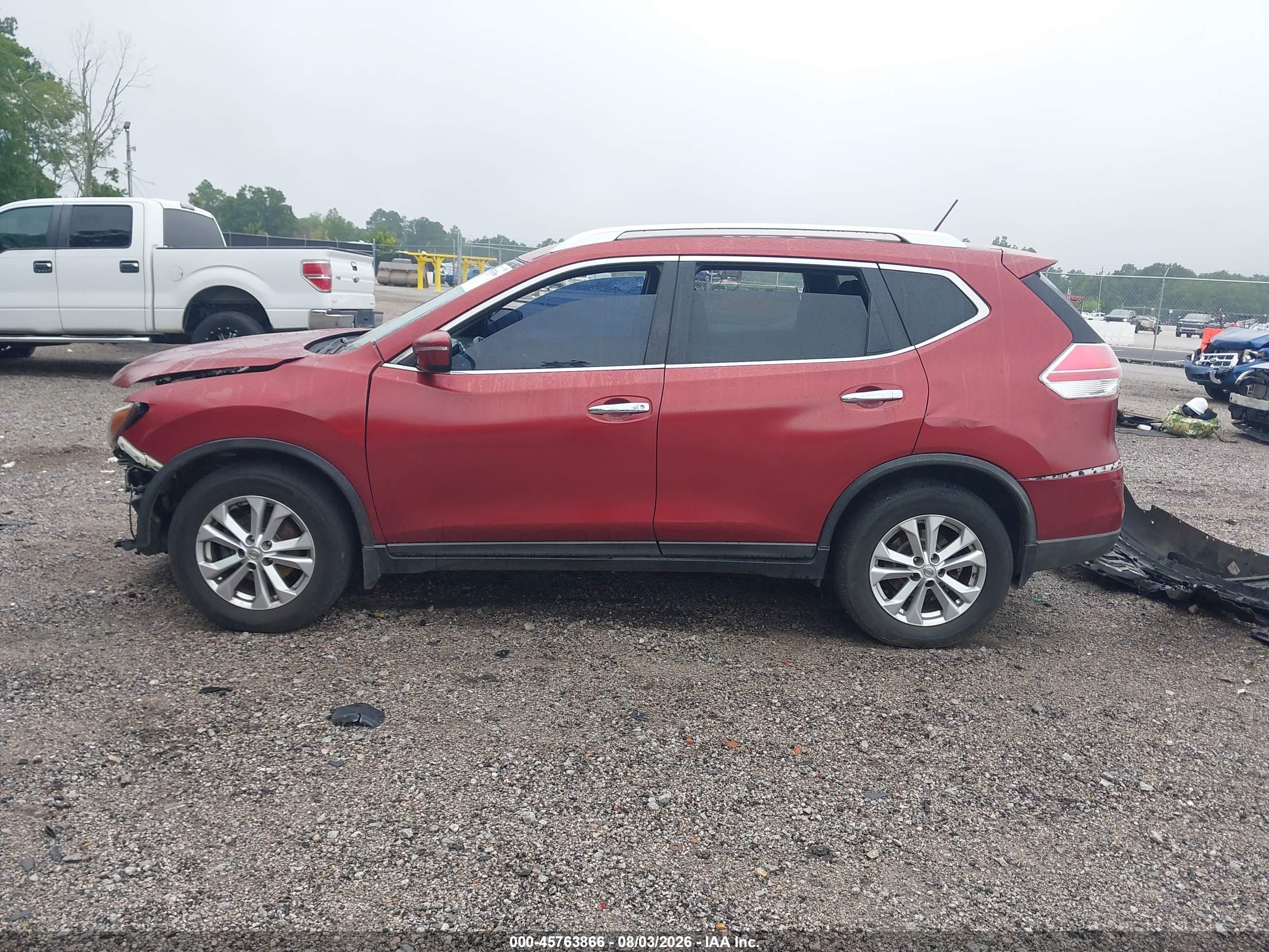 2015 Nissan Rogue Sv Red vin: KNMAT2MT2FP502228