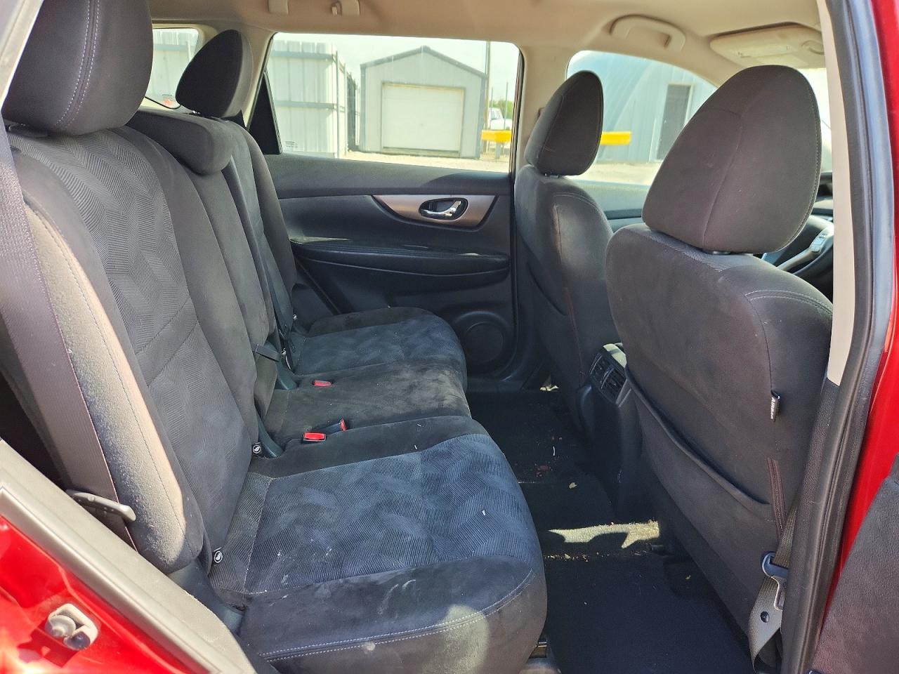 2015 Nissan Rogue Sv Red vin: KNMAT2MT2FP522138