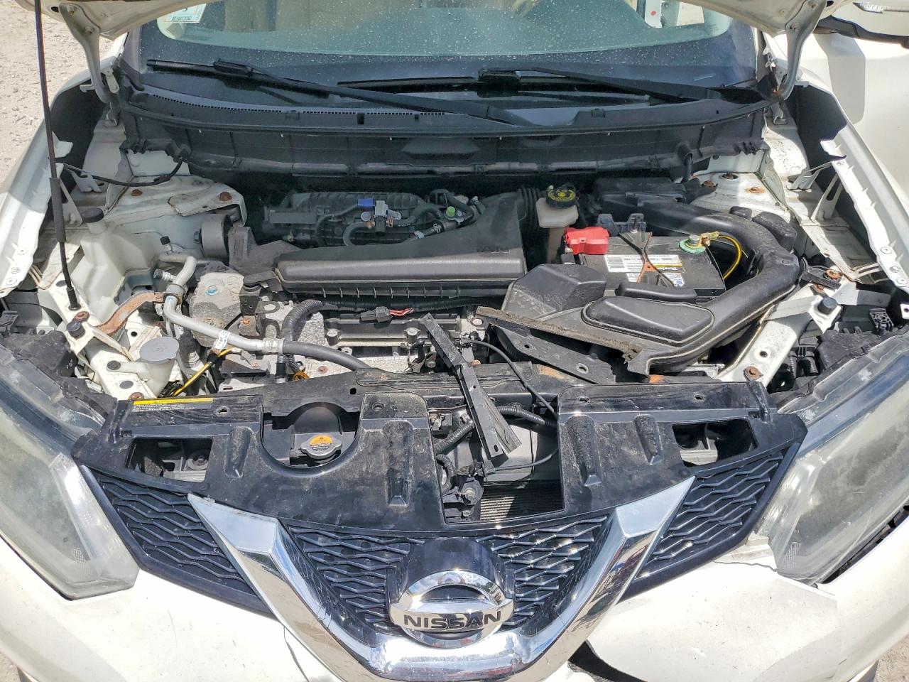 2015 Nissan Rogue Sv White vin: KNMAT2MT2FP523645