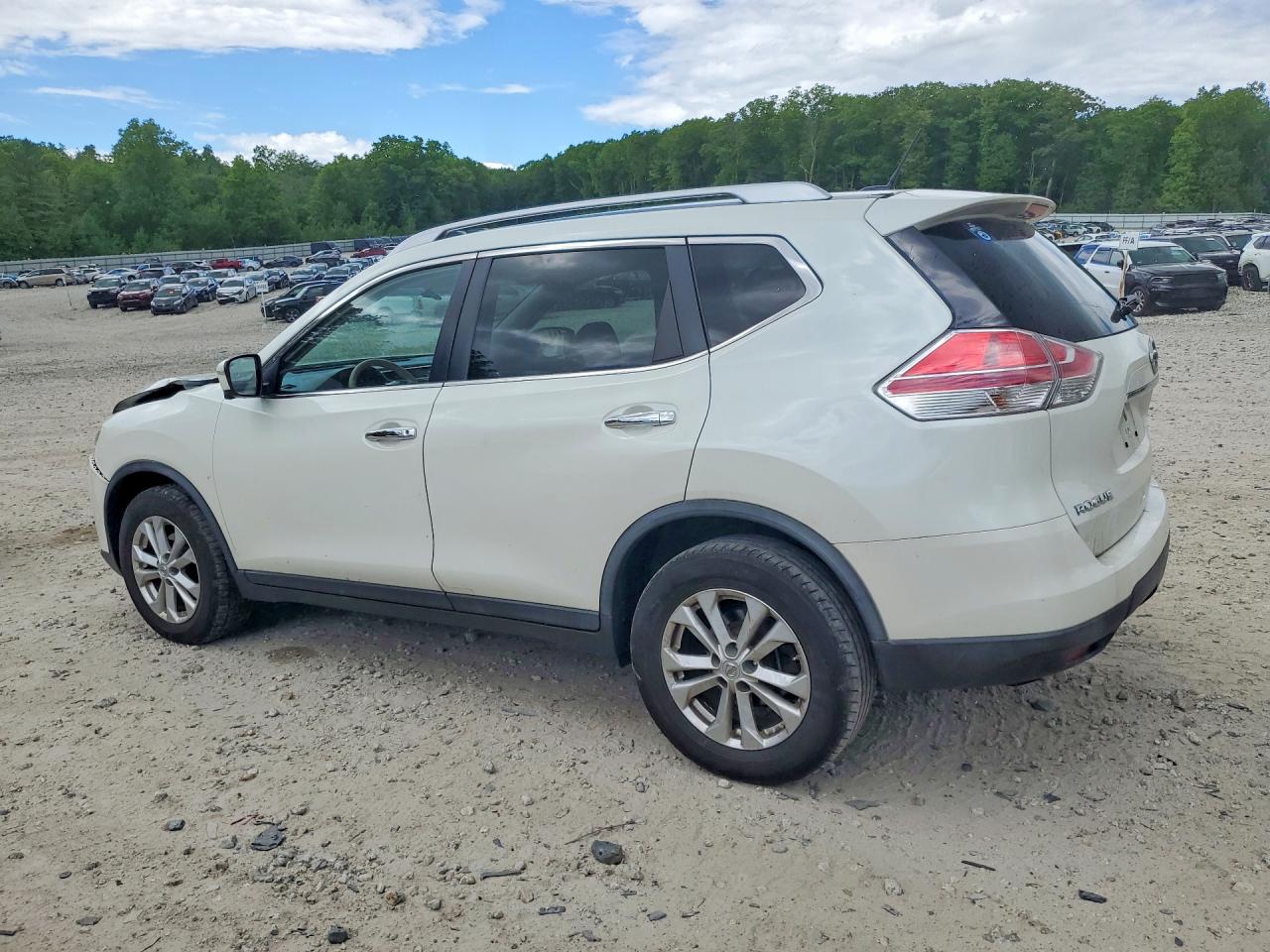 2015 Nissan Rogue Sv White vin: KNMAT2MT2FP523645