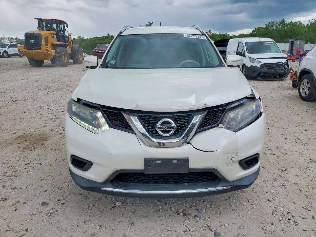 2015 Nissan Rogue Sv White vin: KNMAT2MT2FP523645