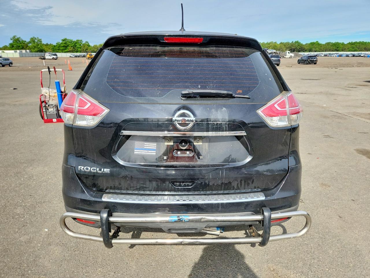 2015 Nissan Rogue S Black vin: KNMAT2MT2FP531065