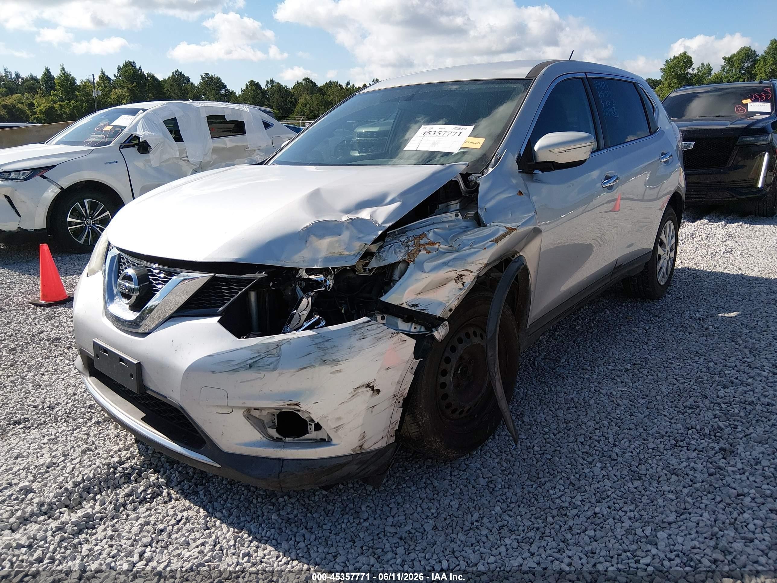 2015 Nissan Rogue S/sl/sv Silver vin: KNMAT2MT2FP541742