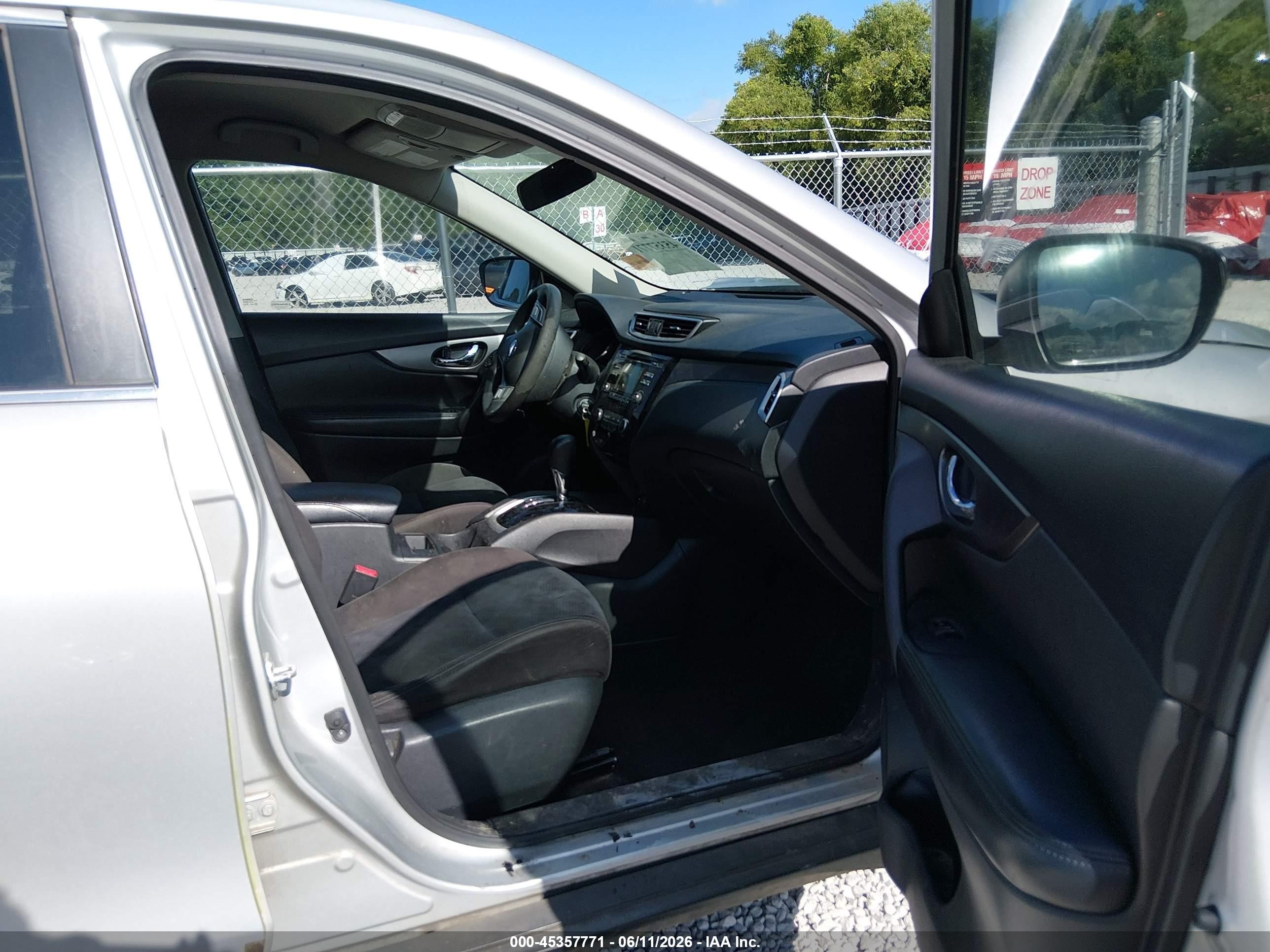 2015 Nissan Rogue S/sl/sv Silver vin: KNMAT2MT2FP541742