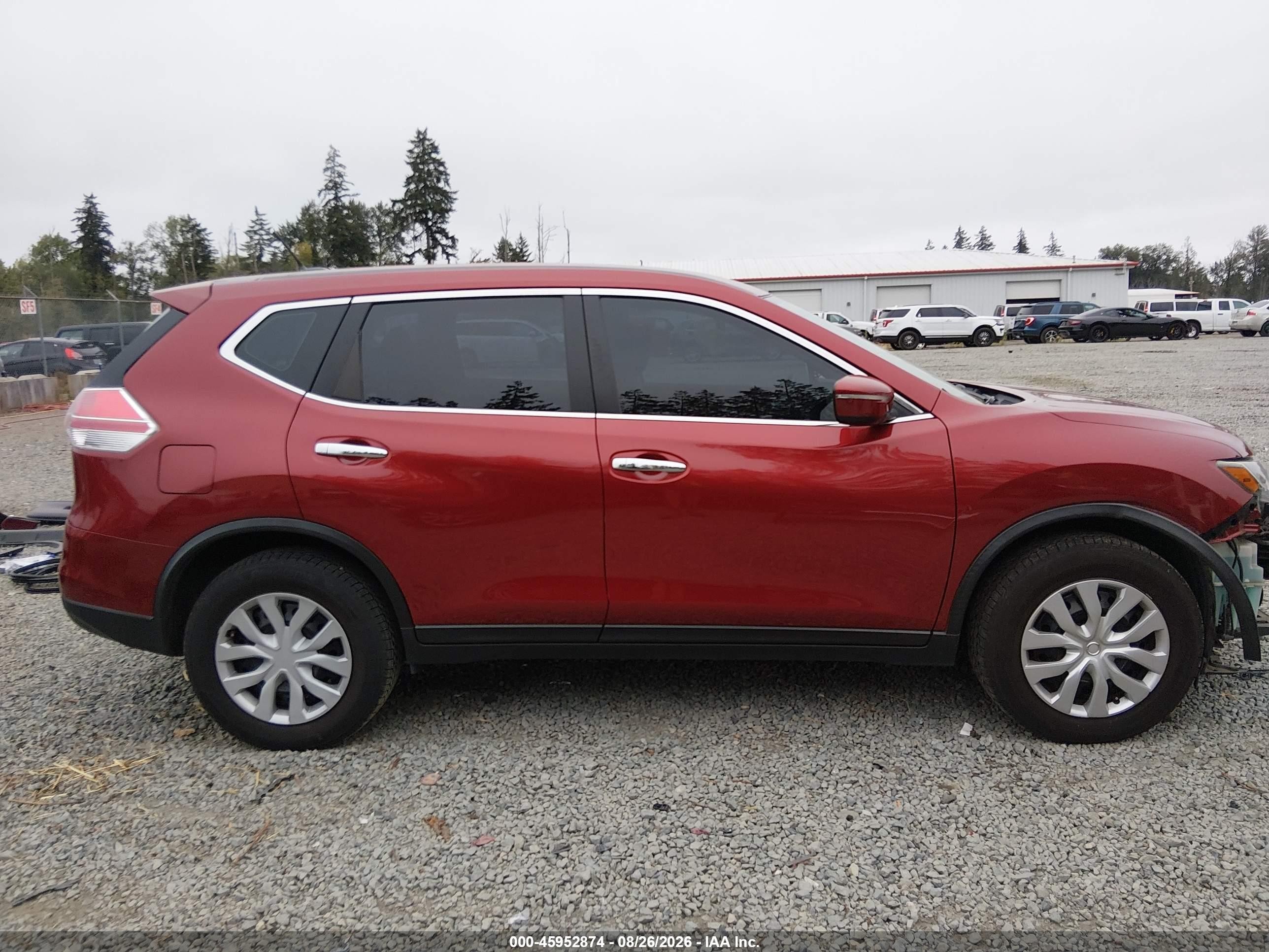 2015 Nissan Rogue S/sl/sv Red vin: KNMAT2MT2FP553308