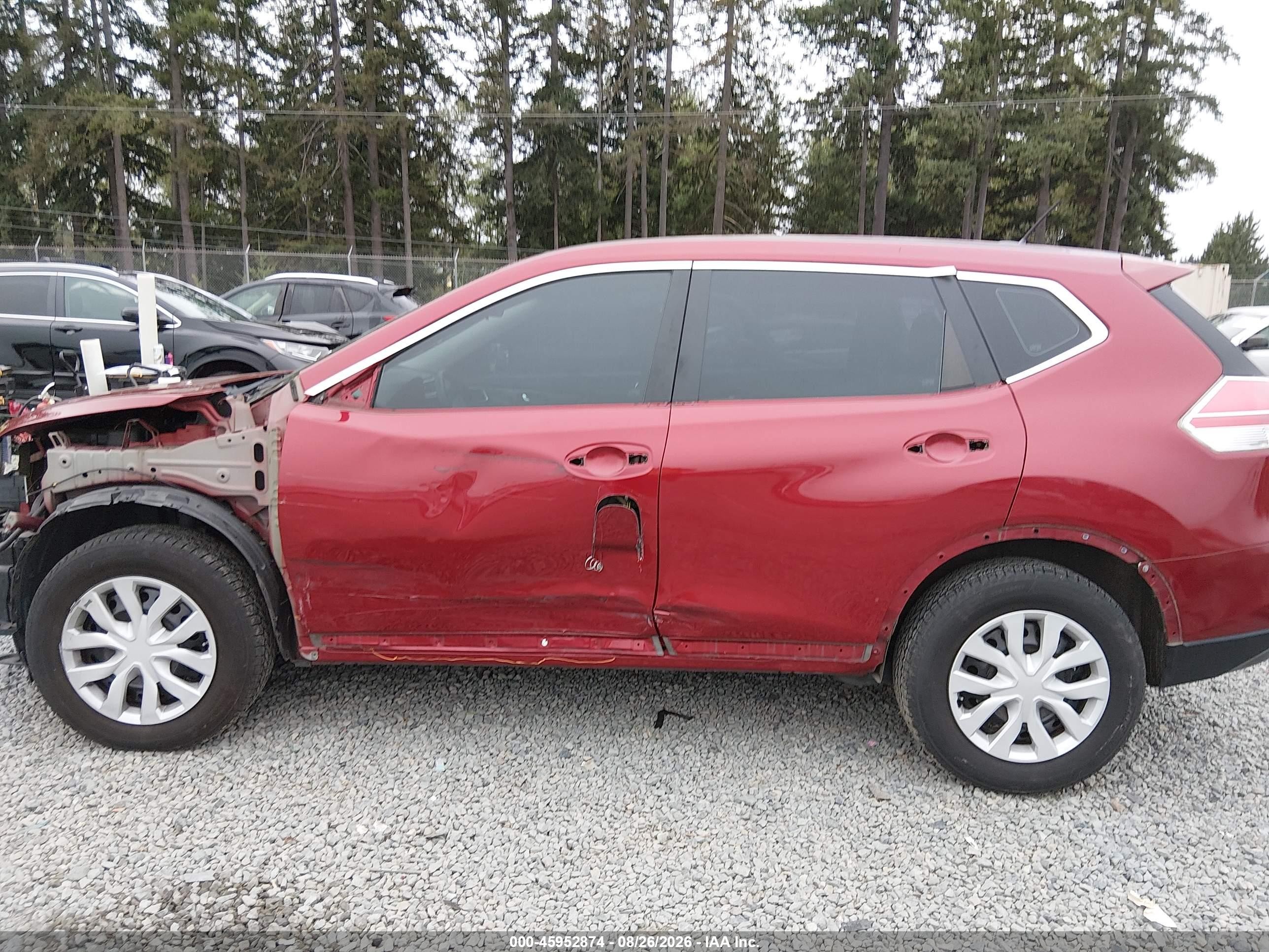 2015 Nissan Rogue S/sl/sv Red vin: KNMAT2MT2FP553308