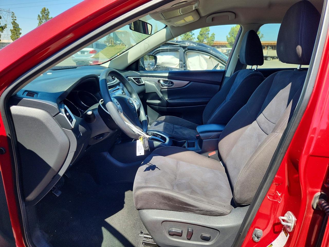 2015 Nissan Rogue Sv Red vin: KNMAT2MT2FP573140