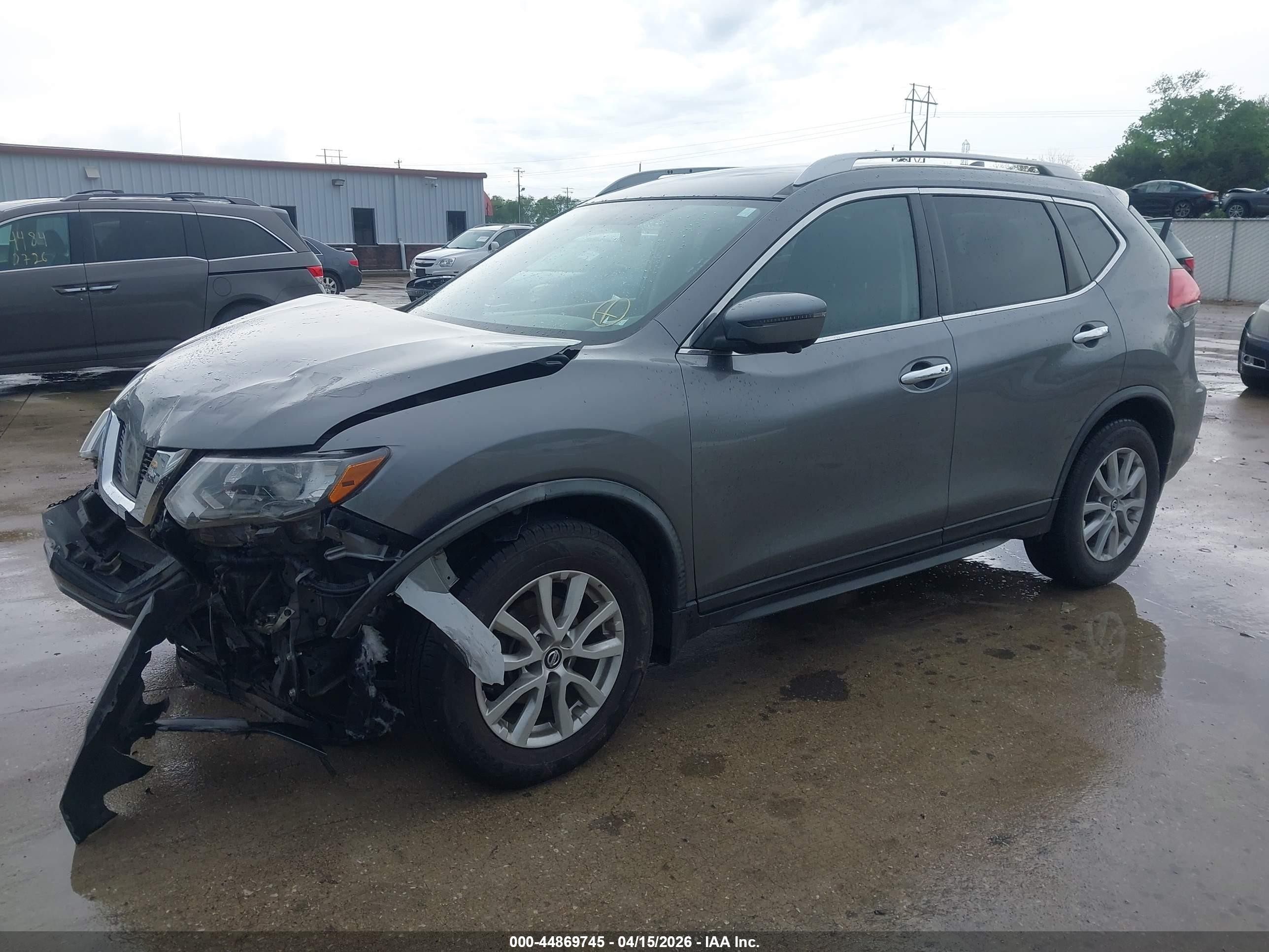 2017 Nissan Rogue Sv Серый vin: KNMAT2MT2HP610139