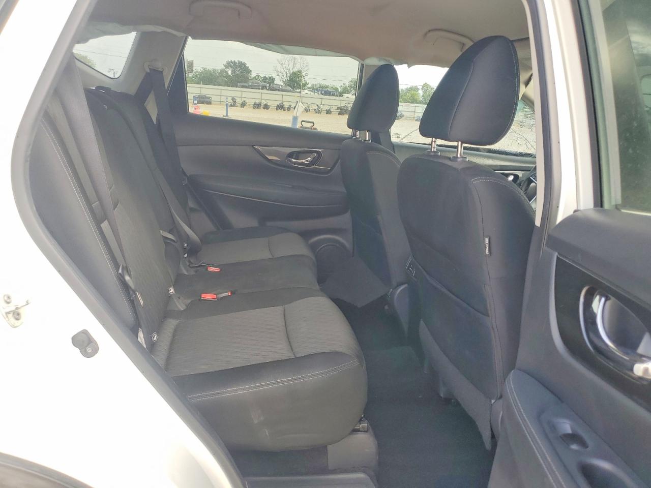 2019 Nissan Rogue Sv White vin: KNMAT2MT2KP512817