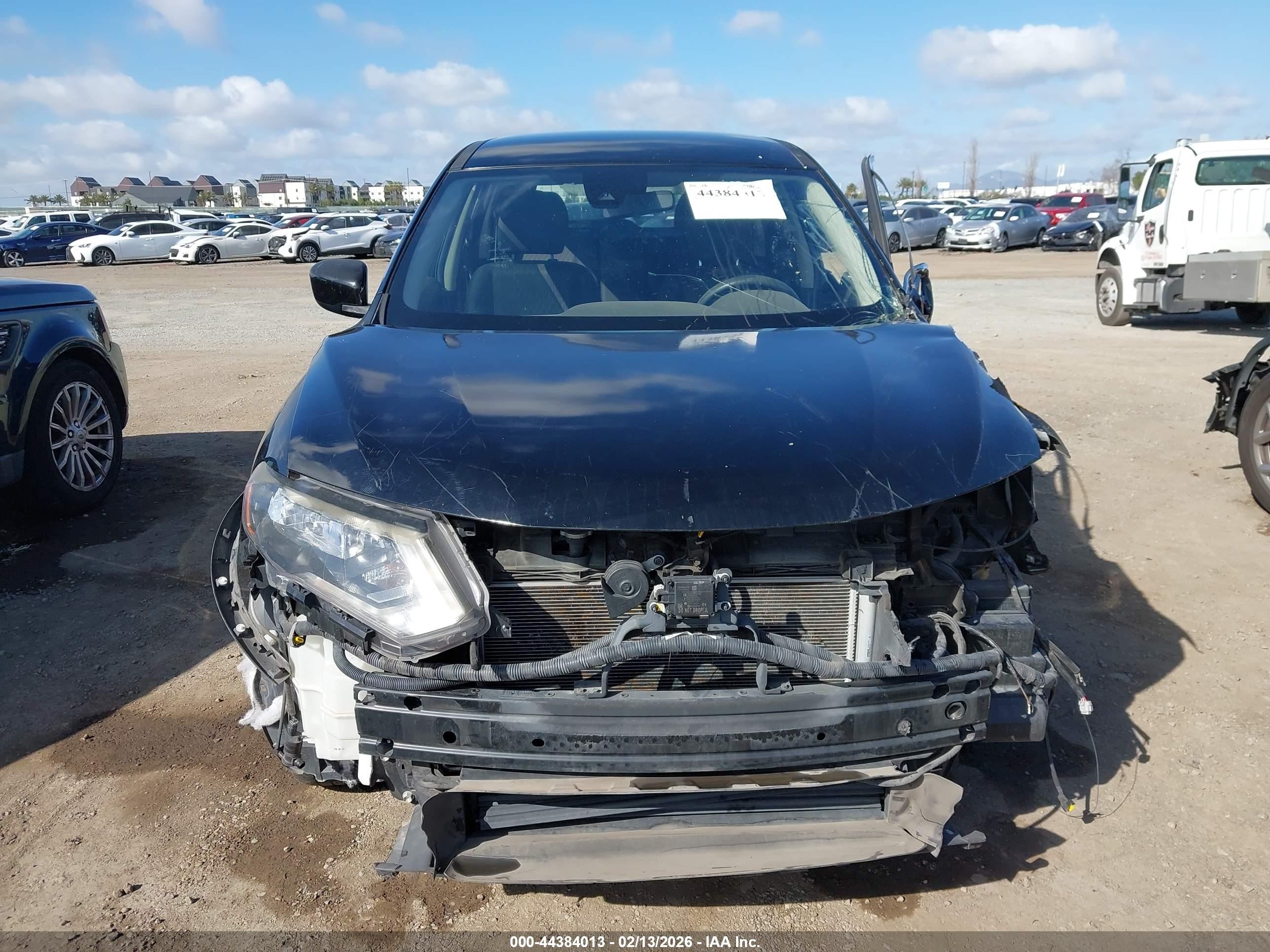 2019 Nissan Rogue S Черный vin: KNMAT2MT2KP543761