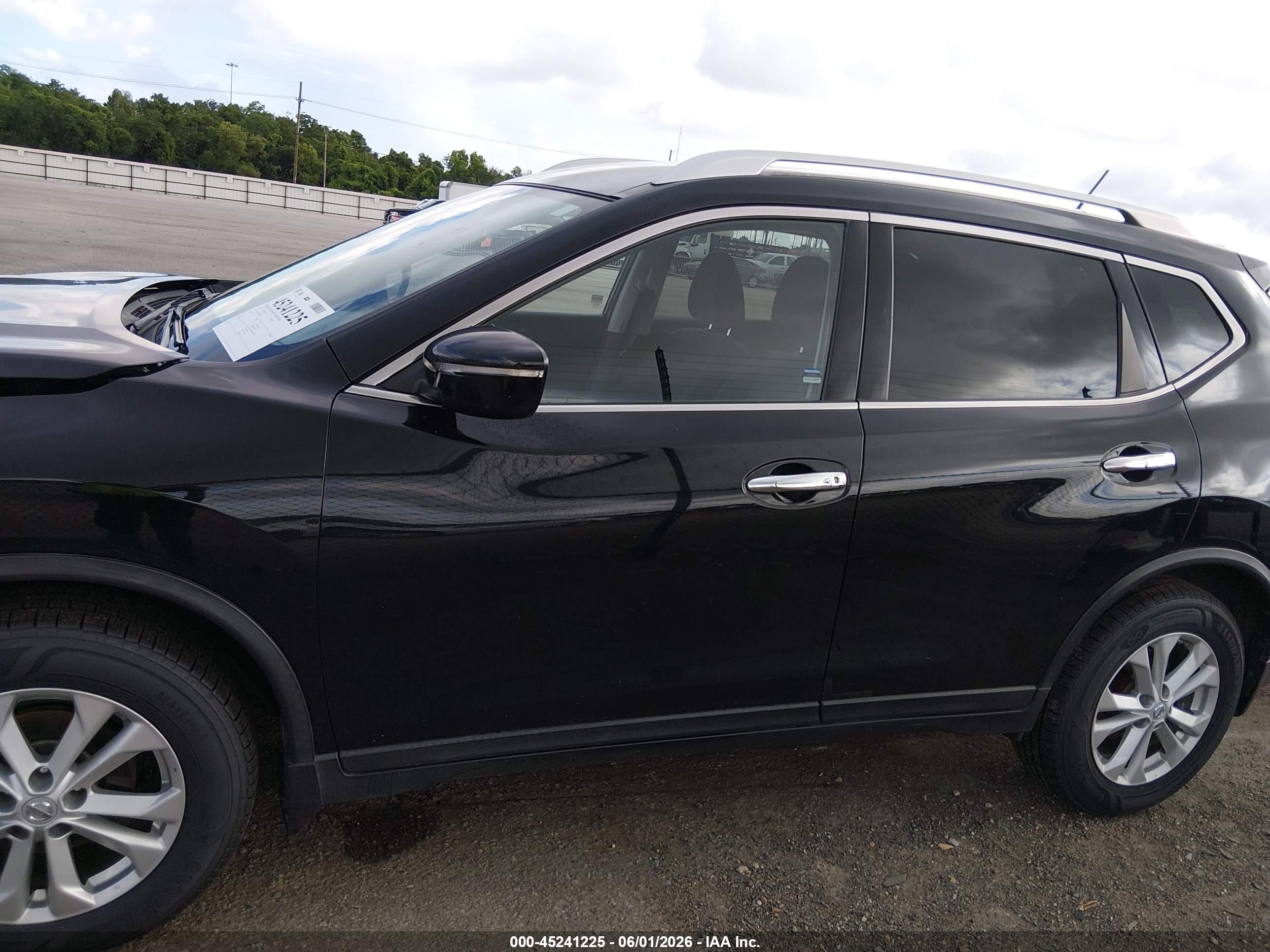 2015 Nissan Rogue Sv Black vin: KNMAT2MT3FP504487