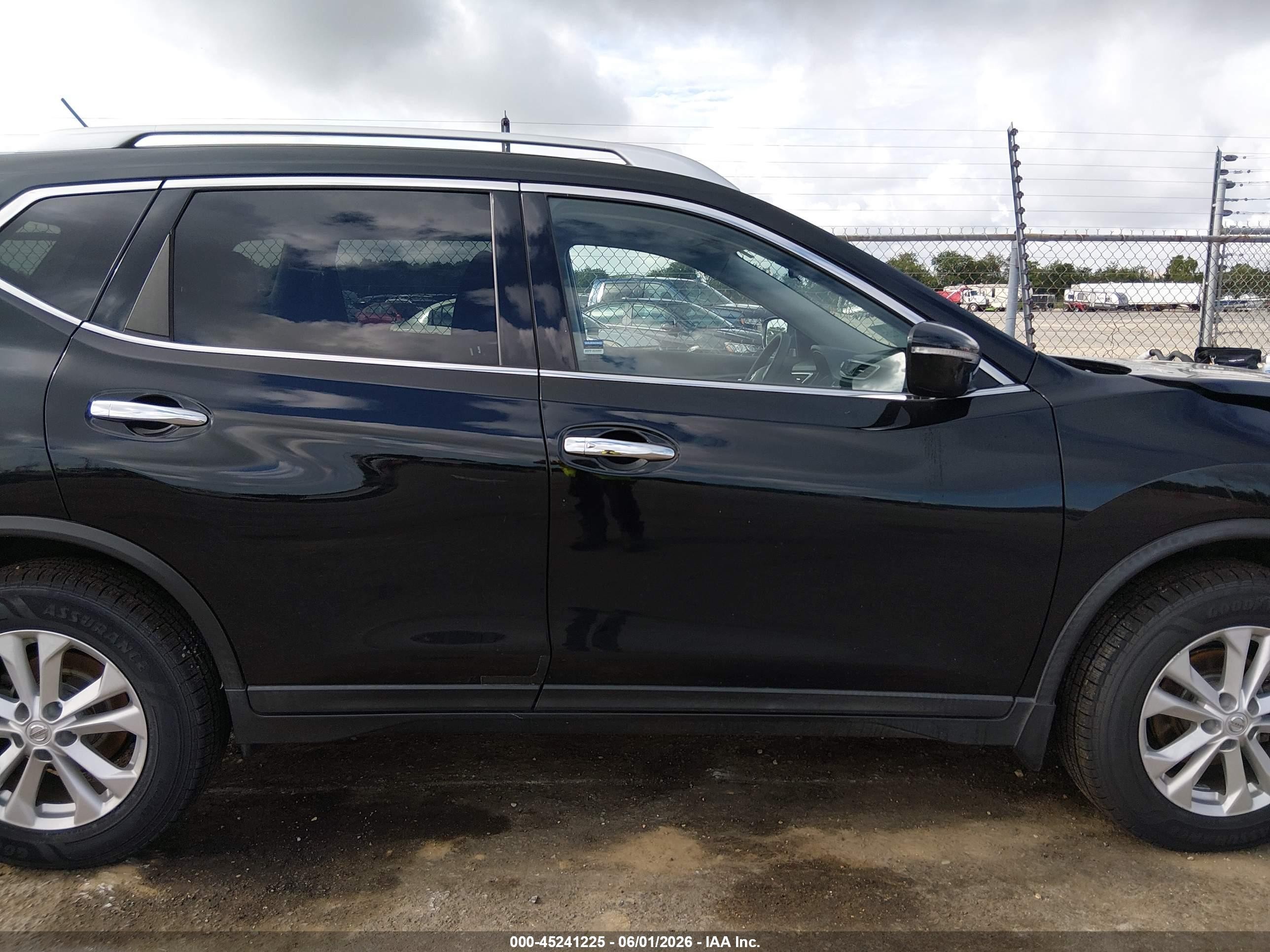 2015 Nissan Rogue Sv Black vin: KNMAT2MT3FP504487