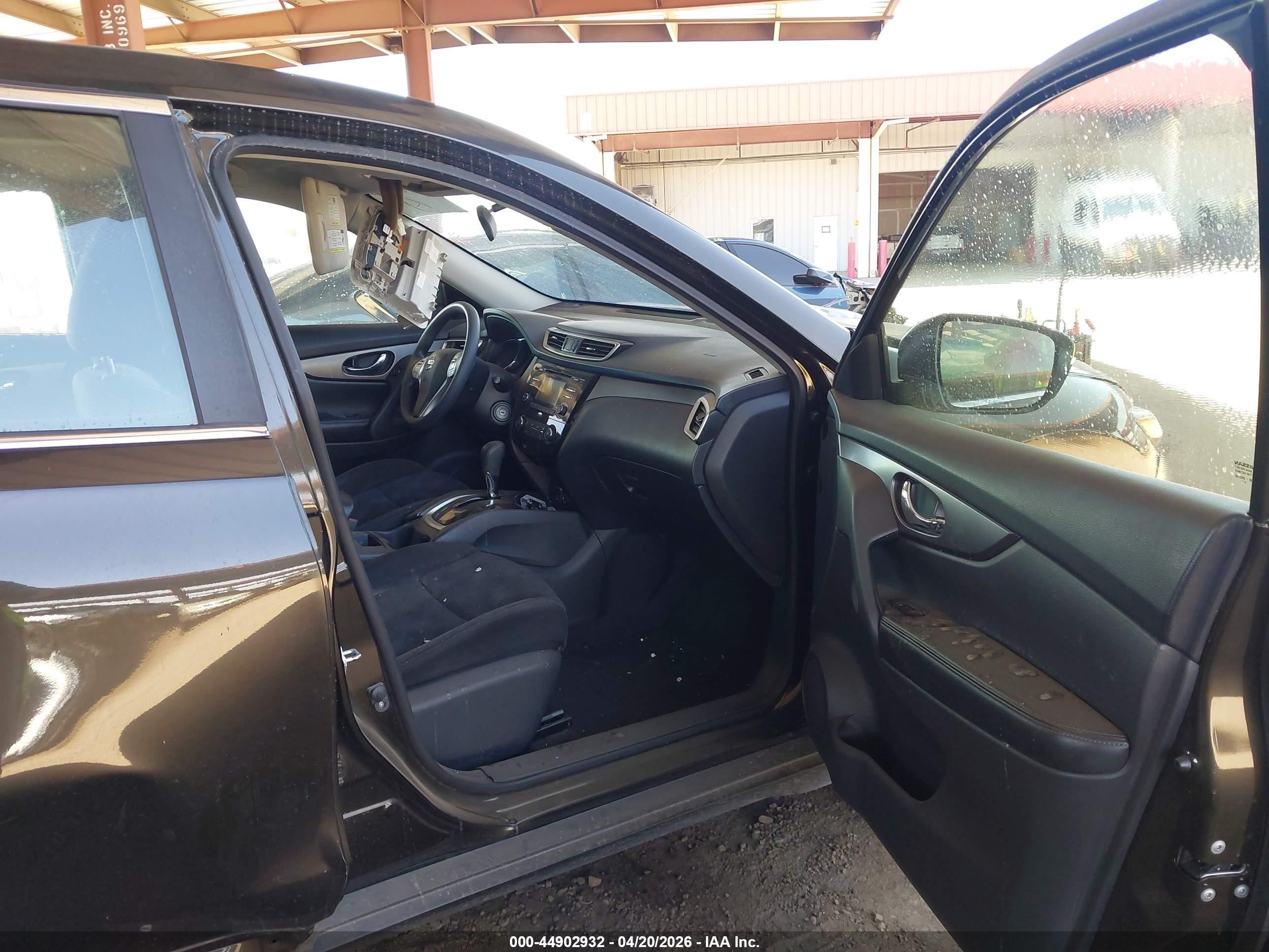 2015 Nissan Rogue S Серый vin: KNMAT2MT3FP506160