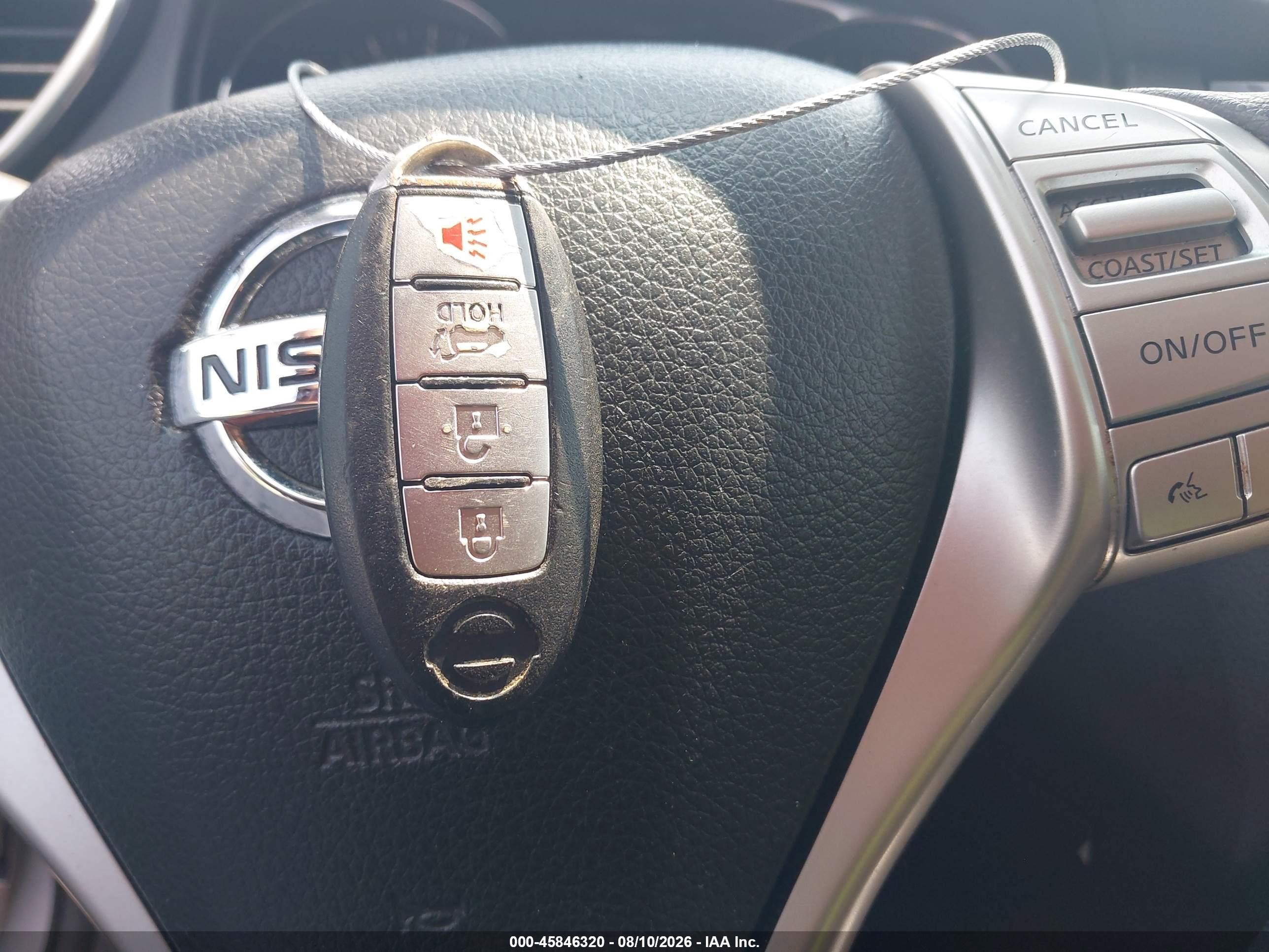 2015 Nissan Rogue Sv Серебряный vin: KNMAT2MT3FP517126