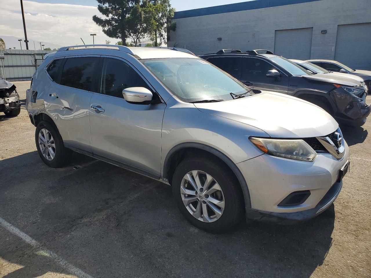 2015 Nissan Rogue Sv Silver vin: KNMAT2MT3FP527106