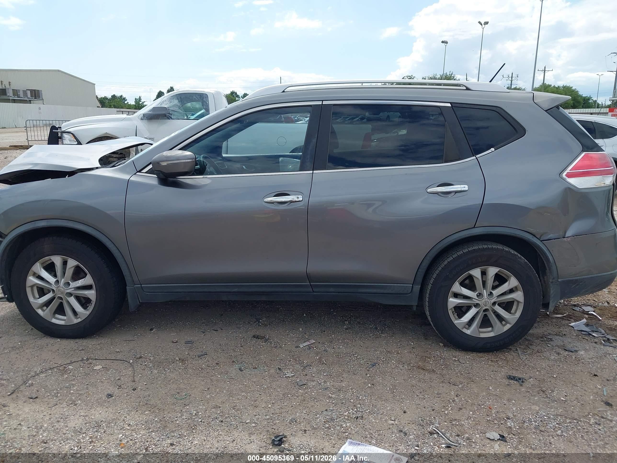 2015 Nissan Rogue Sv Gray vin: KNMAT2MT3FP584812