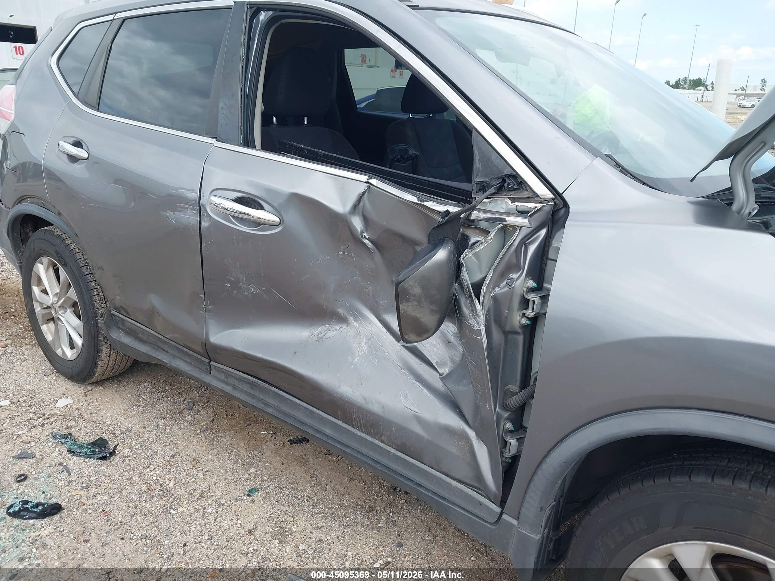 2015 Nissan Rogue Sv Gray vin: KNMAT2MT3FP584812