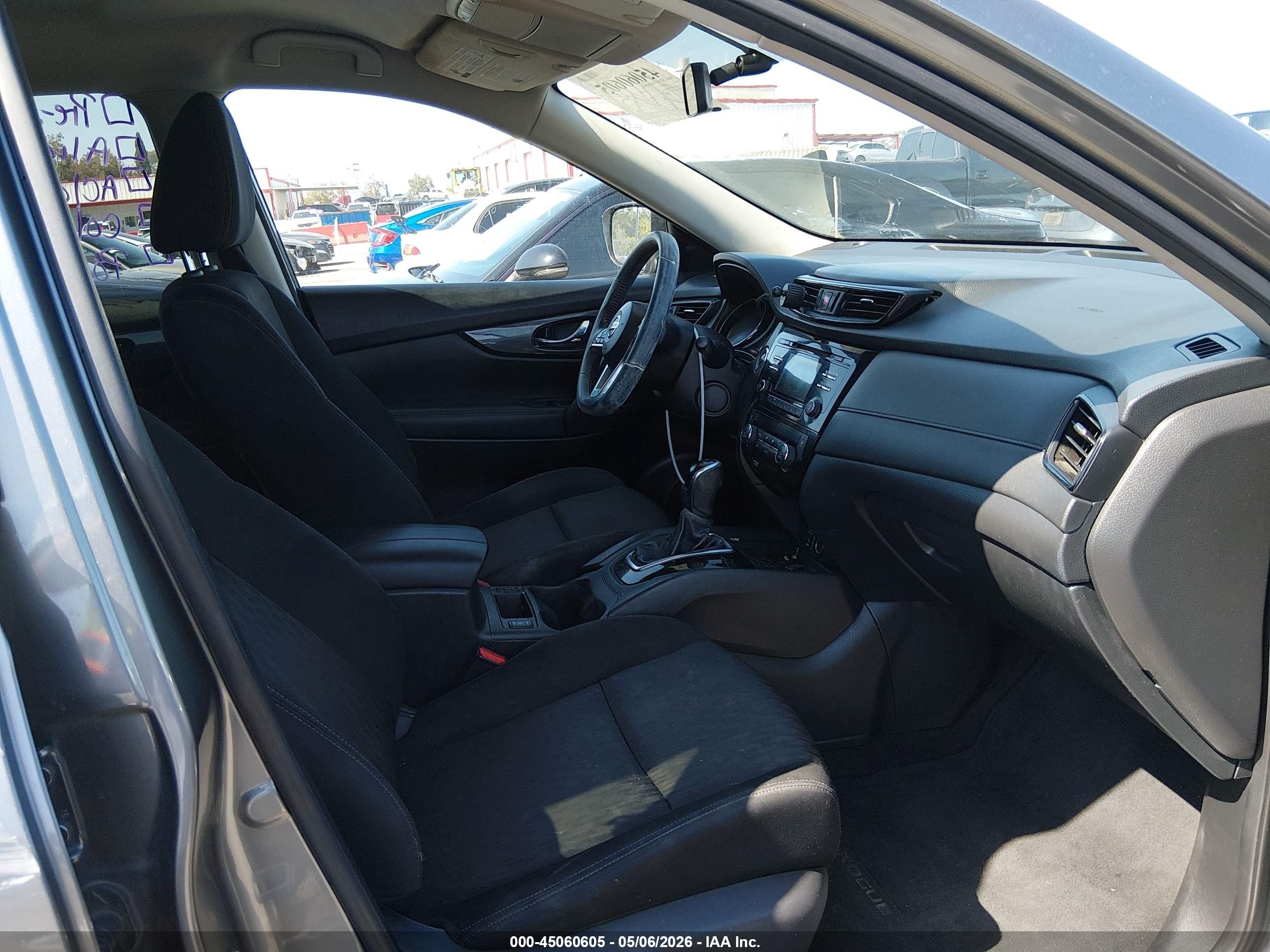 2017 Nissan Rogue Sv Серый vin: KNMAT2MT3HP608853