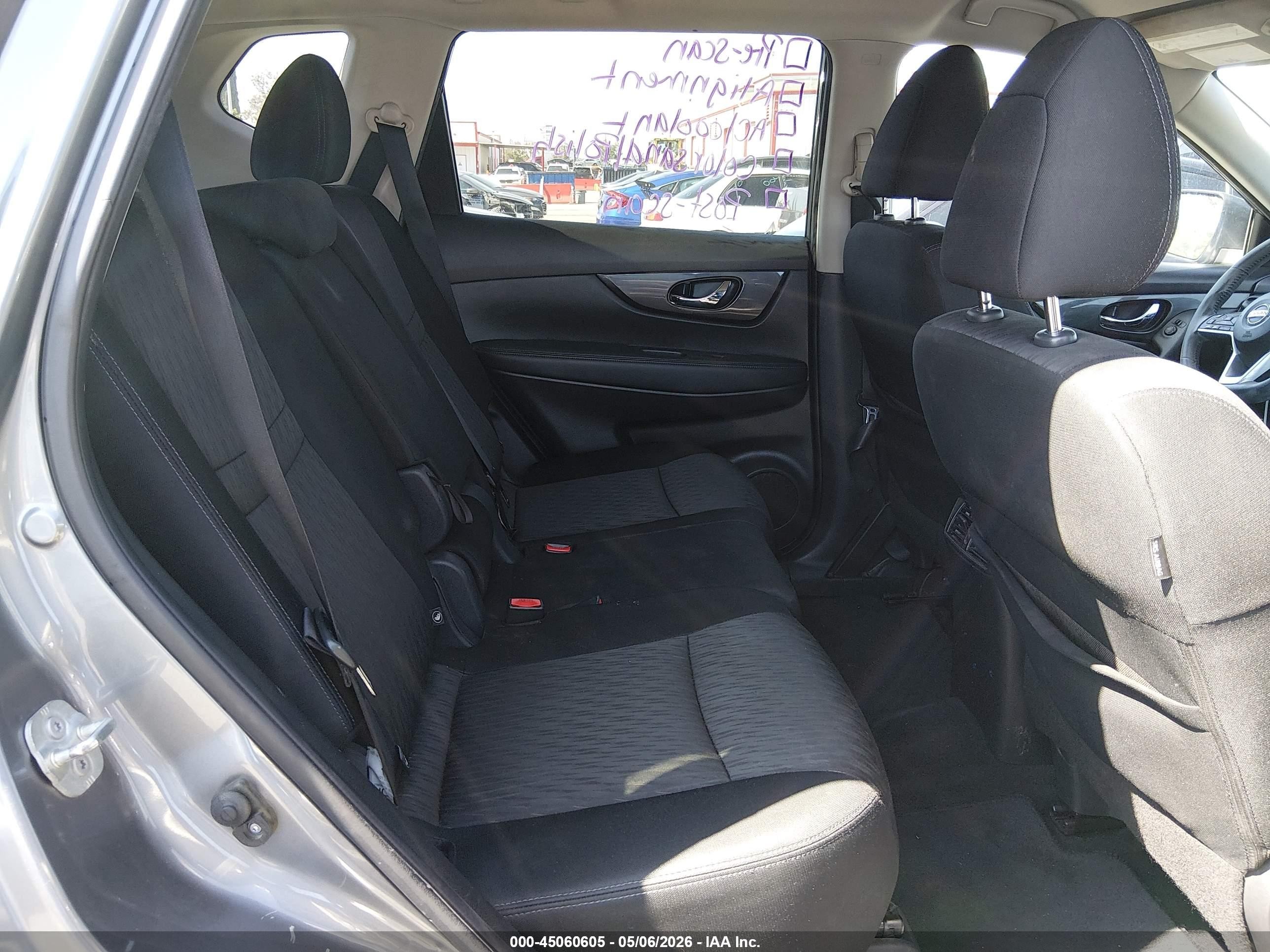 2017 Nissan Rogue Sv Серый vin: KNMAT2MT3HP608853